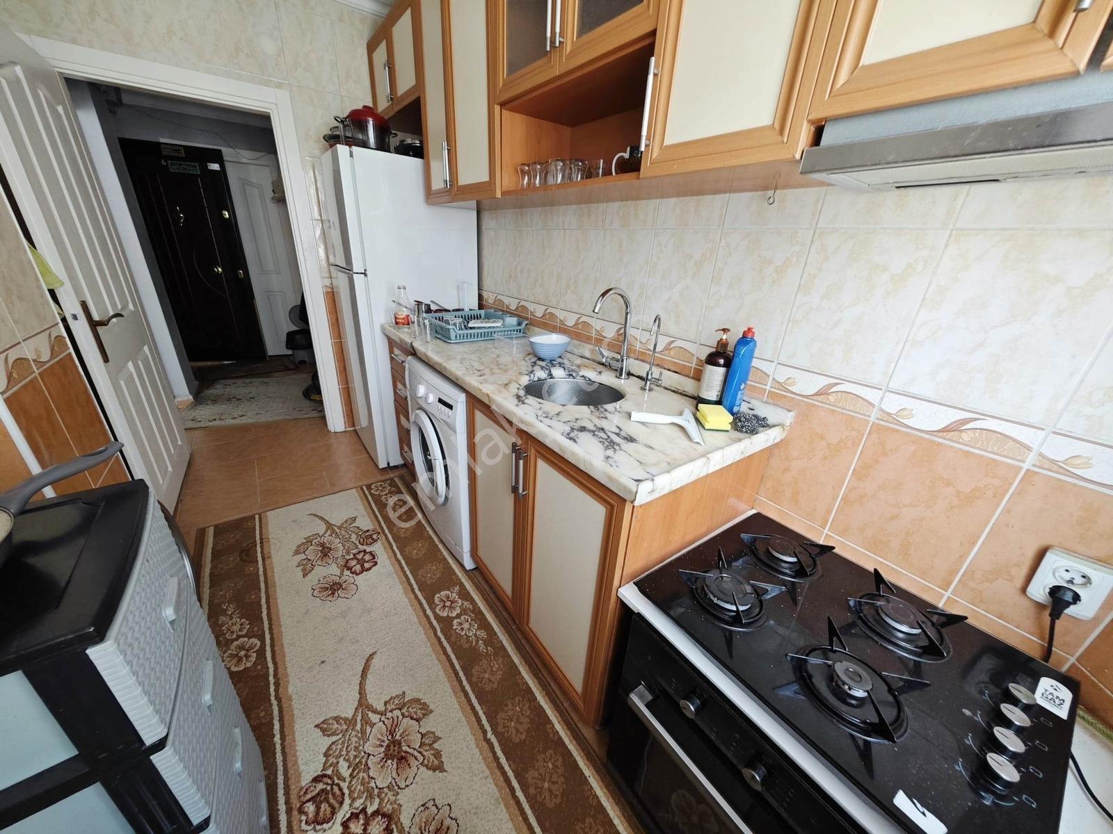Yenibosna Çakmak Durağında 2+1 Kiralık İkinci Kat - Görsel 11