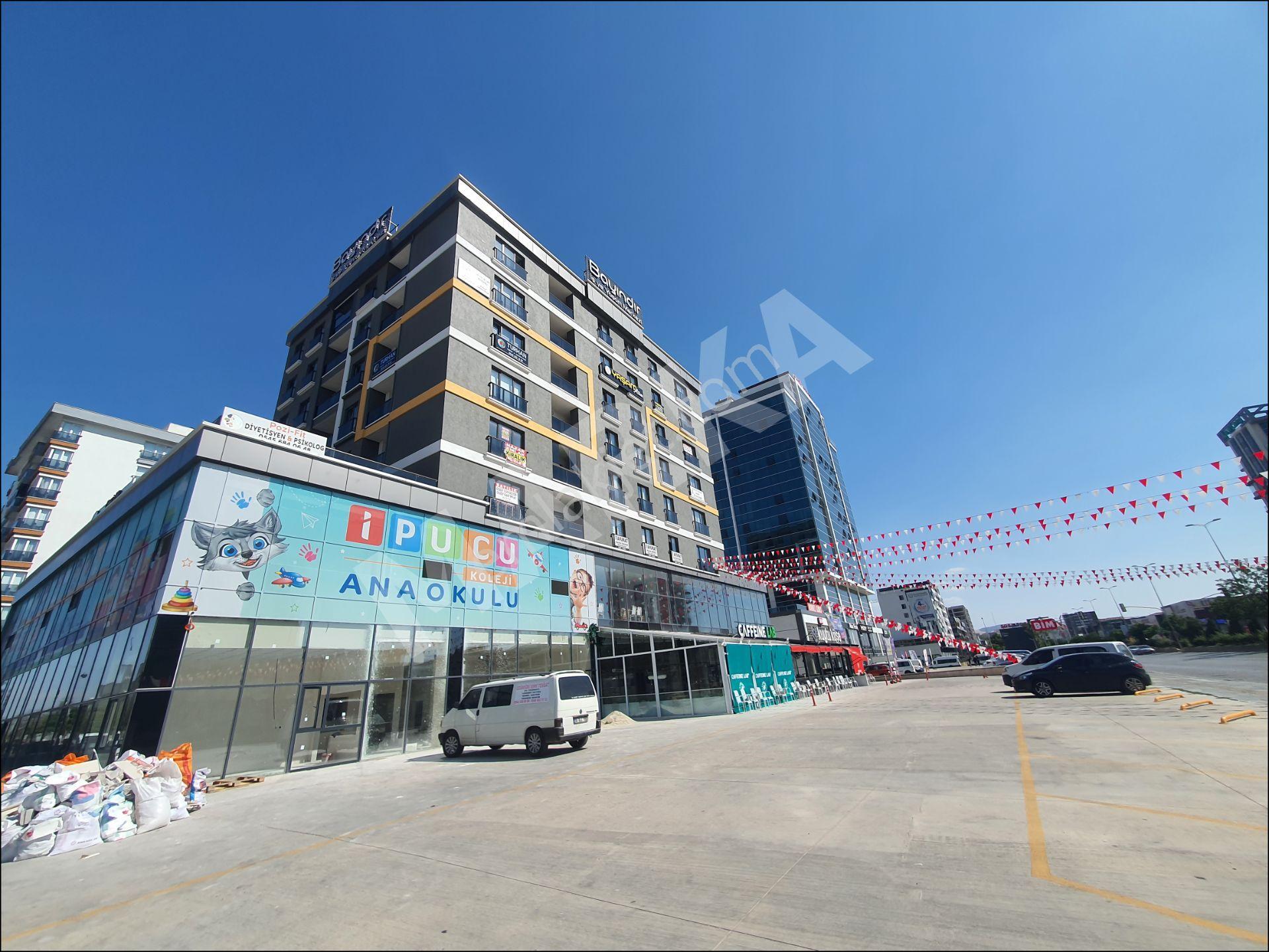 Yeşilova'da Bulvar Cephe 4.kat 2+1 Kiralık Ofis / Marka