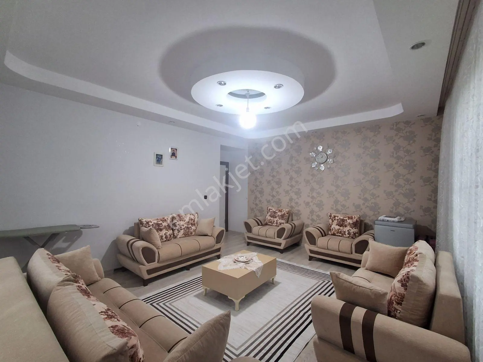 Bağcıların "en Güzel" Konumunda Bakımlı 3+1 Daire