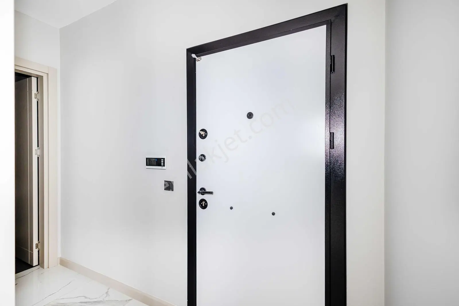 Kargıcak Alisa Deluxe Residence'te 1+1 Eşyalı Daire - Görsel 2
