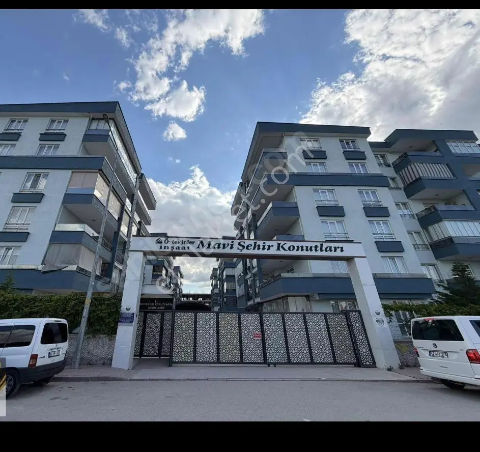 3+1 Kullanışlı Bakımlı Cam Balkon Mevcut Geniş Balkonlara Sahip Ferah Daire