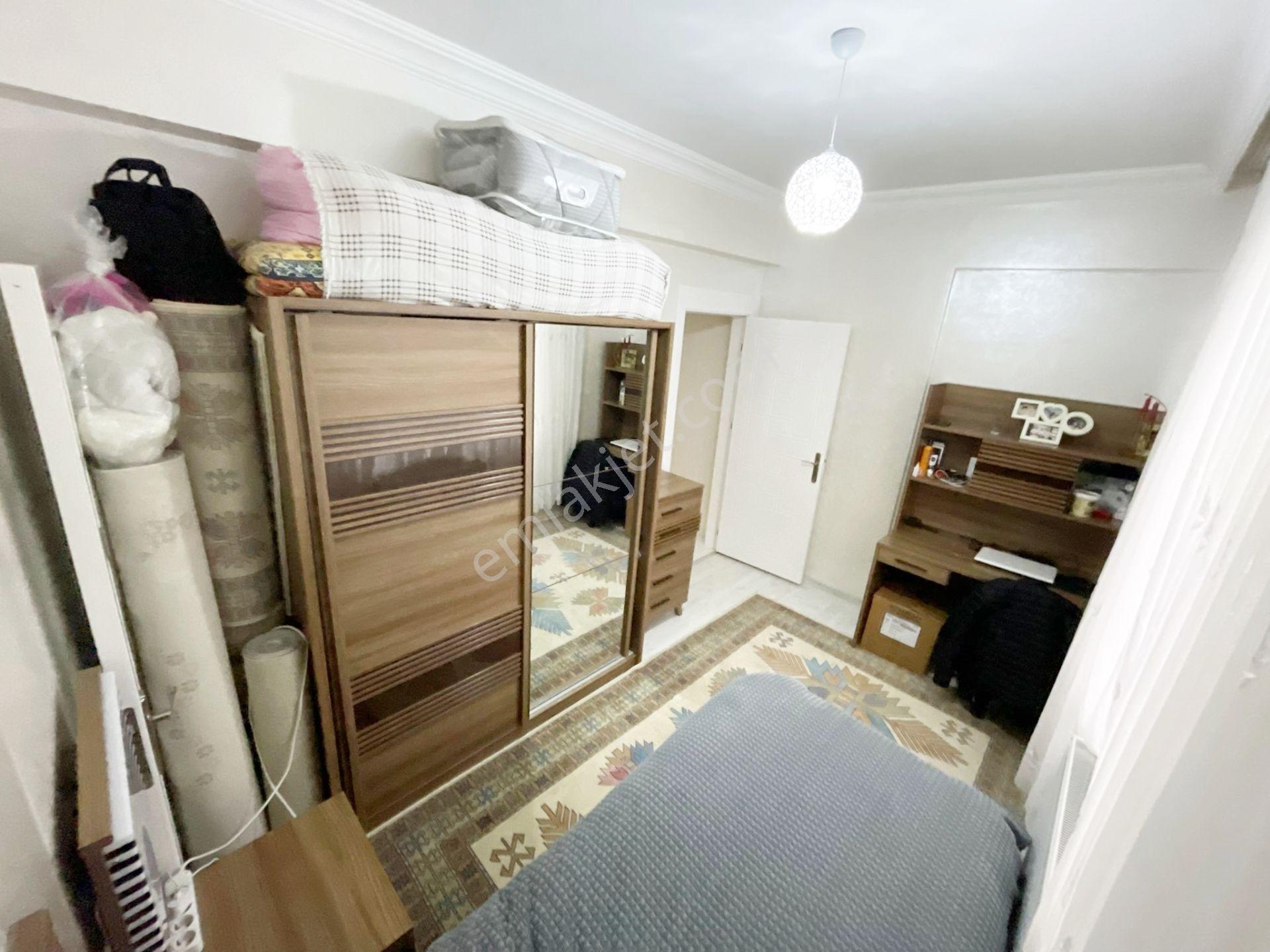 Prestijli Lok Pazar Yeri Yakını Çift Banyo Geniş Yaşam Alanı 3+1 - Görsel 18