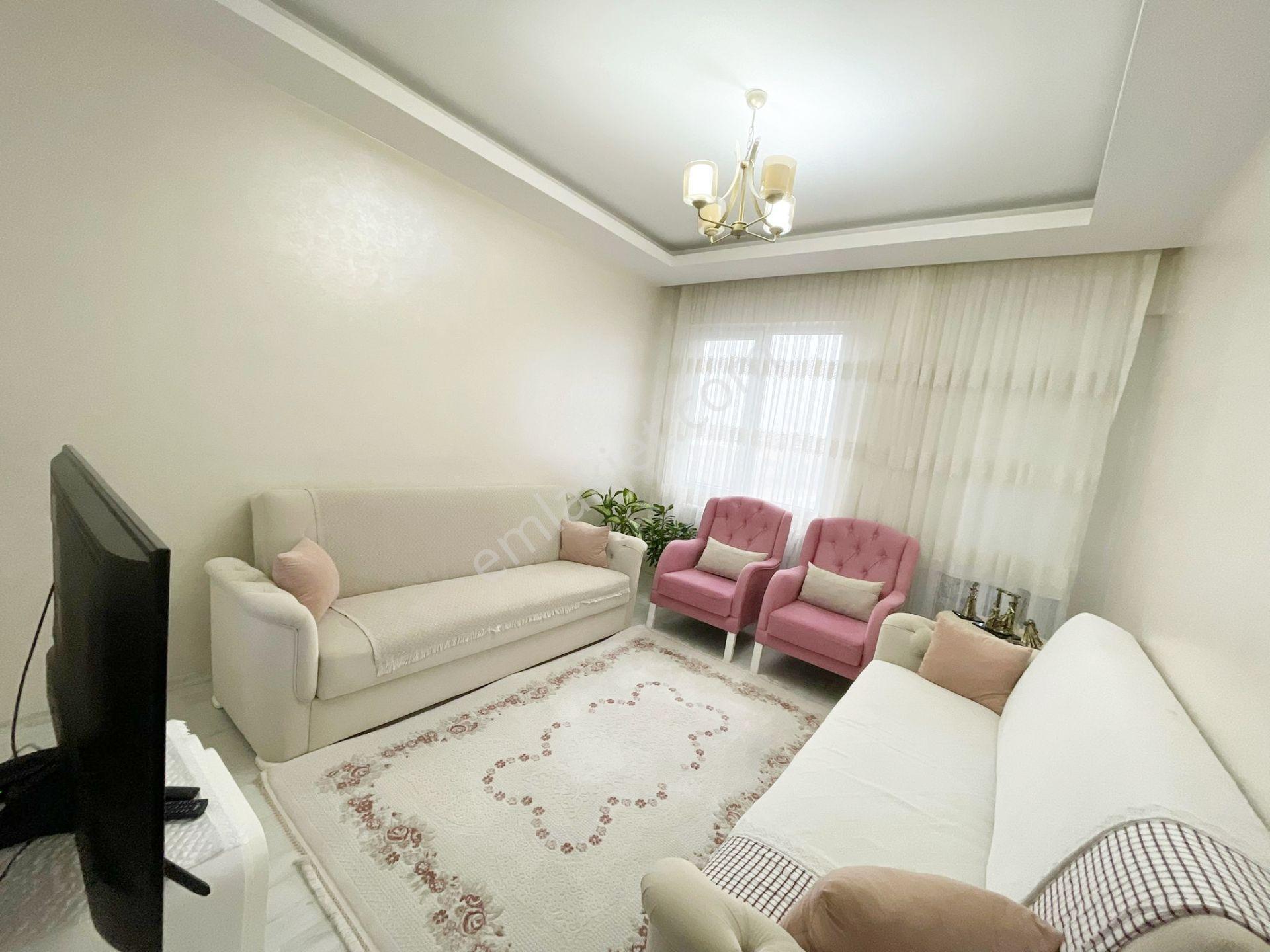 Prestijli Lok Pazar Yeri Yakını Çift Banyo Geniş Yaşam Alanı 3+1 - Görsel 13