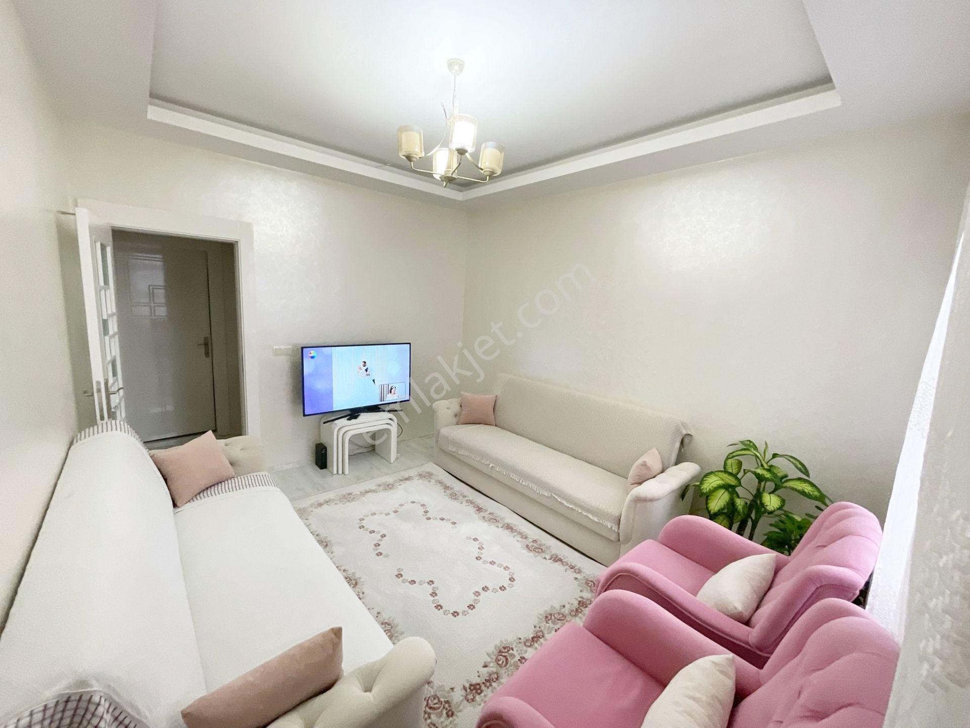 Prestijli Lok Pazar Yeri Yakını Çift Banyo Geniş Yaşam Alanı 3+1 - Görsel 12
