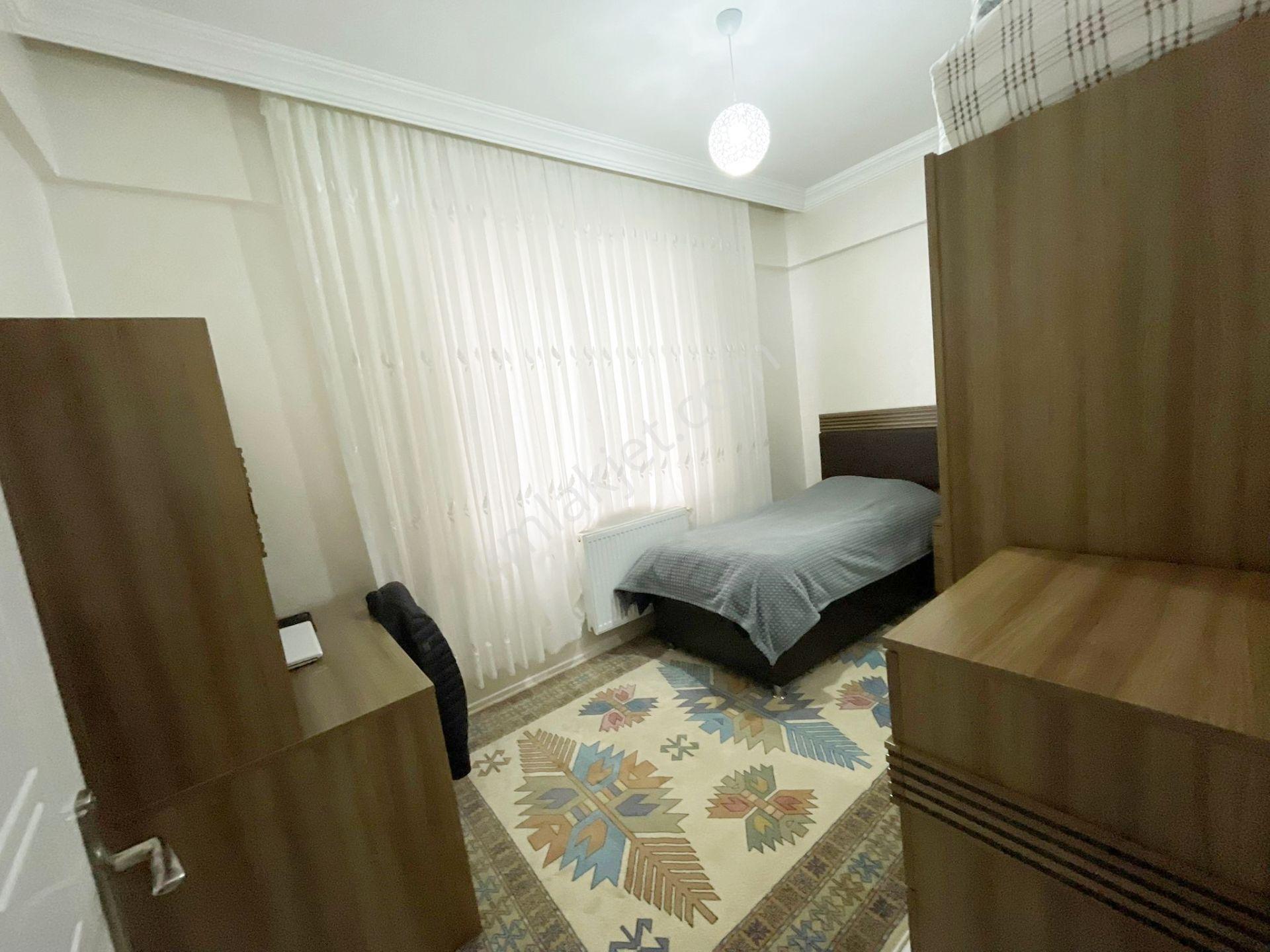 Prestijli Lok Pazar Yeri Yakını Çift Banyo Geniş Yaşam Alanı 3+1 - Görsel 19