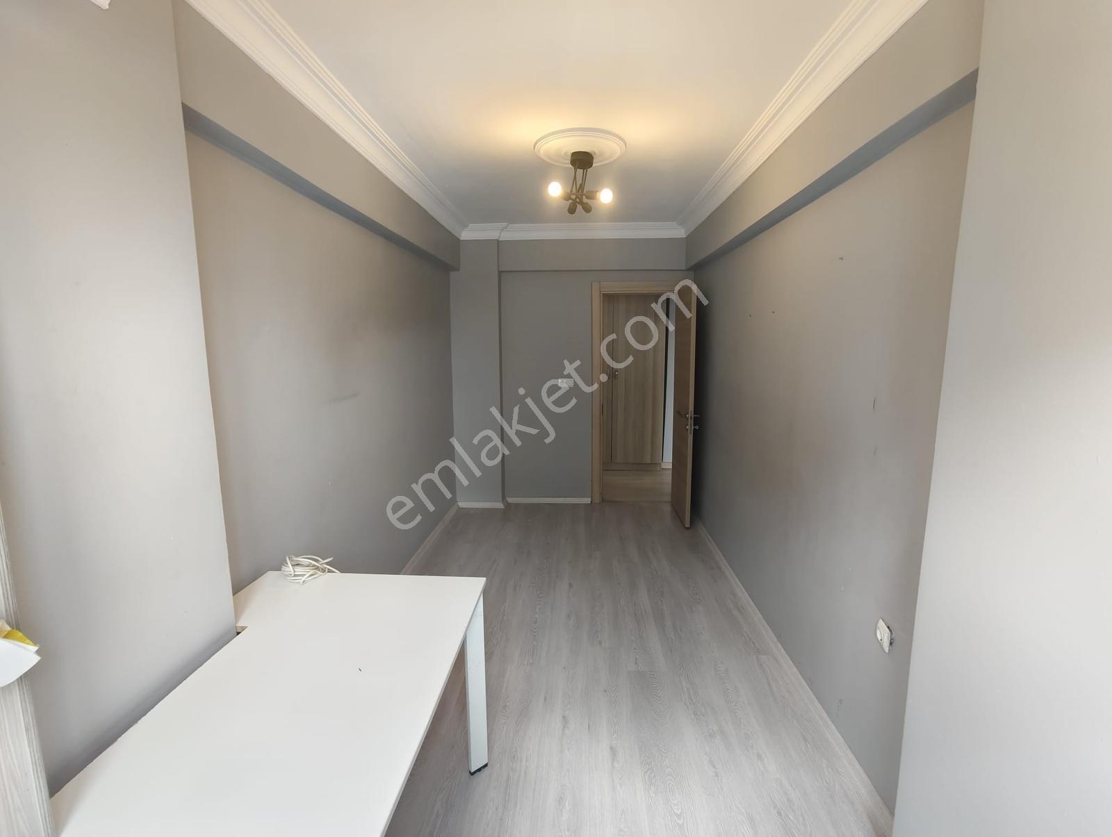 Köprü Emlaktan Gazi Mah. 3+1 Satılık Çift Balkonlu Ara Kat Daire - Görsel 20