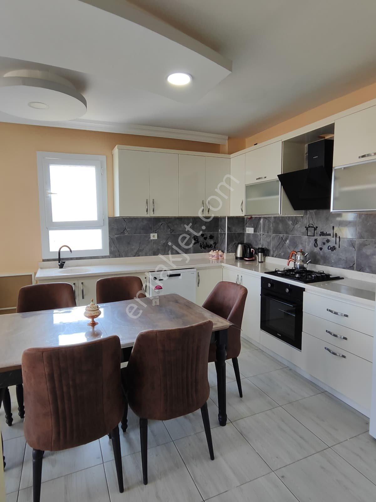 Herkes Ev Arıyor, Siz Manzara Kiralayın Eşyalı Kiralık 2+1 Daire - Görsel 13