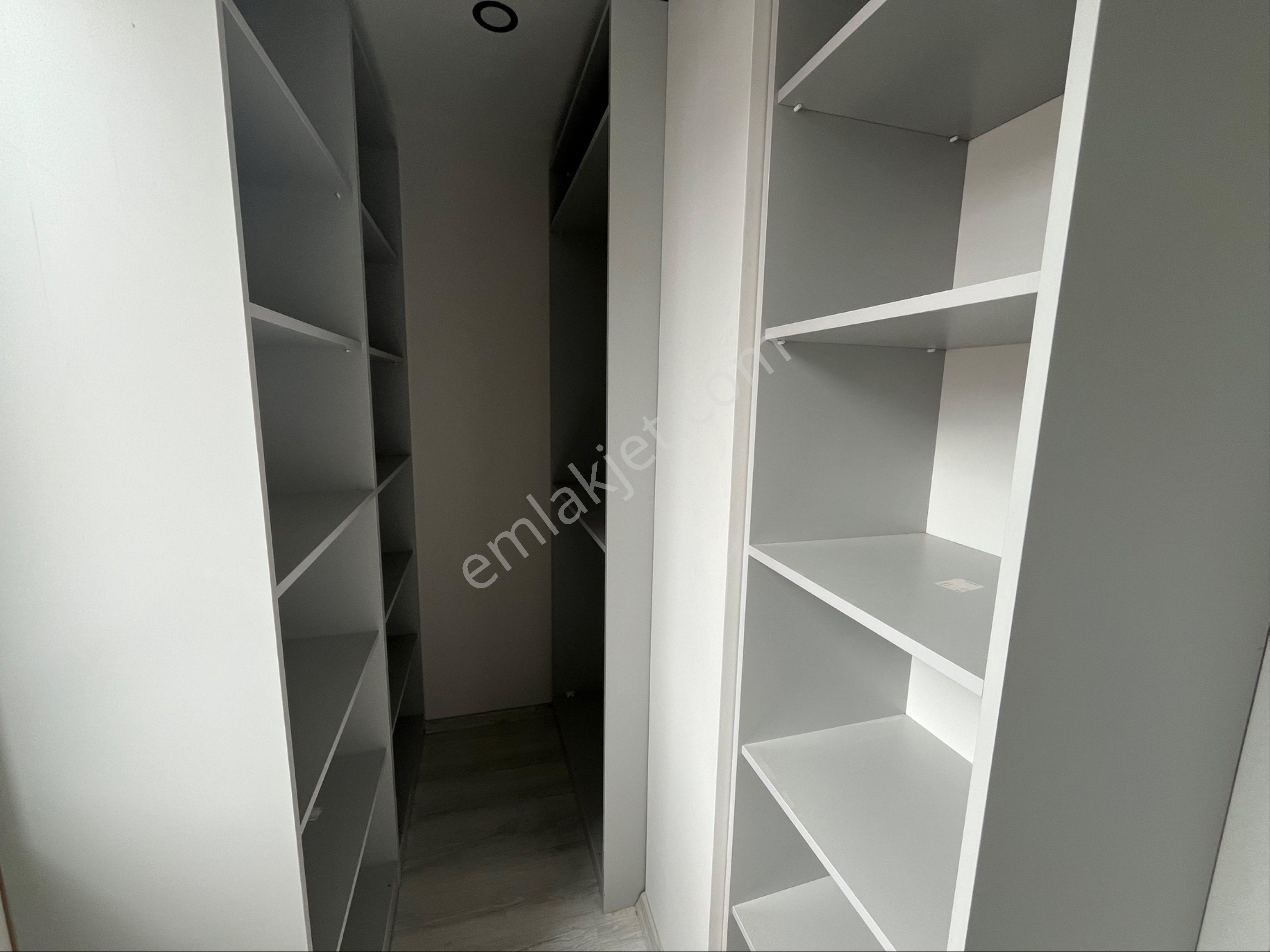 Atakent’te Tramvayın Altında Kiralık Mükemmel Konumda Daire - Görsel 6