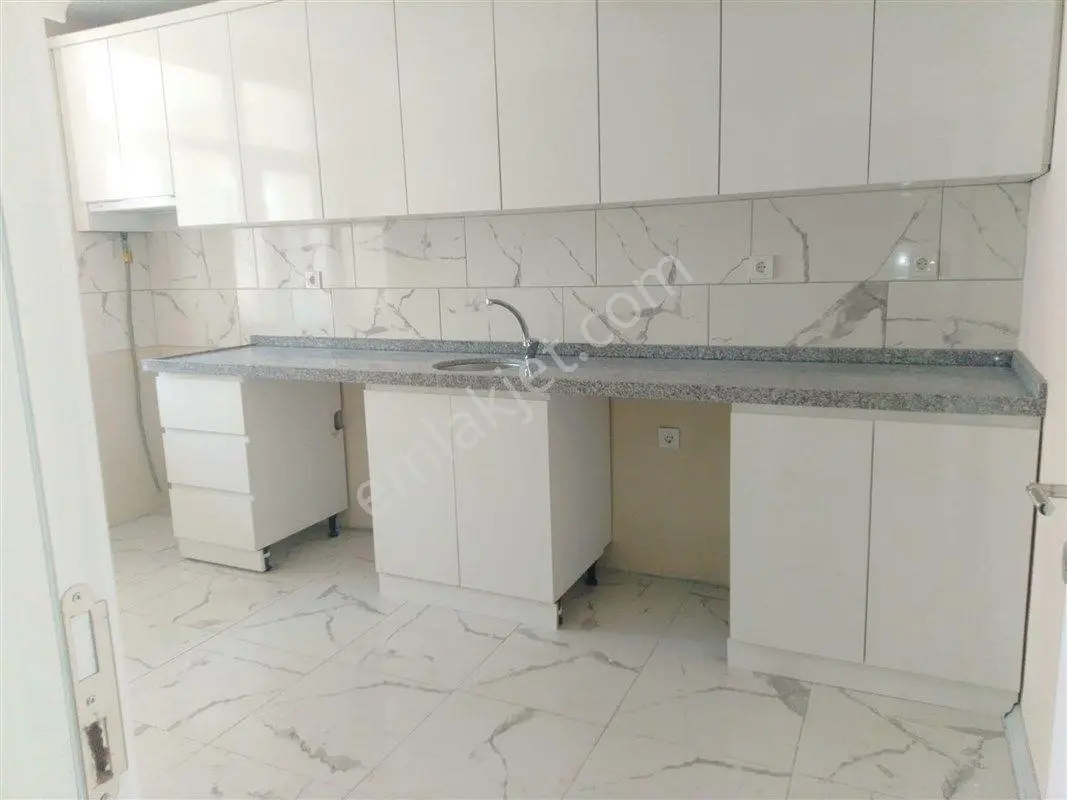 Osmangazi Alemdar'da Ulaşıma Yakın Sıfır 2+1 Kiralık Daire