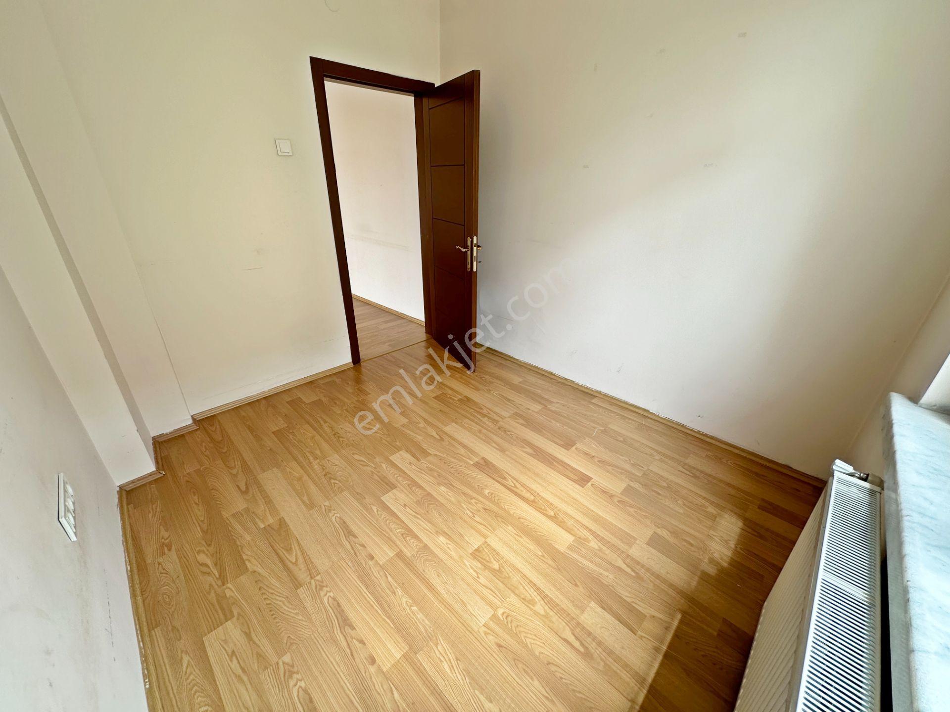Aşağı Eğlence Mah. Göbek'te Ofis Ve Konuta Uygun 3+1 Yapılı Kiralık Mülk!! - Görsel 12