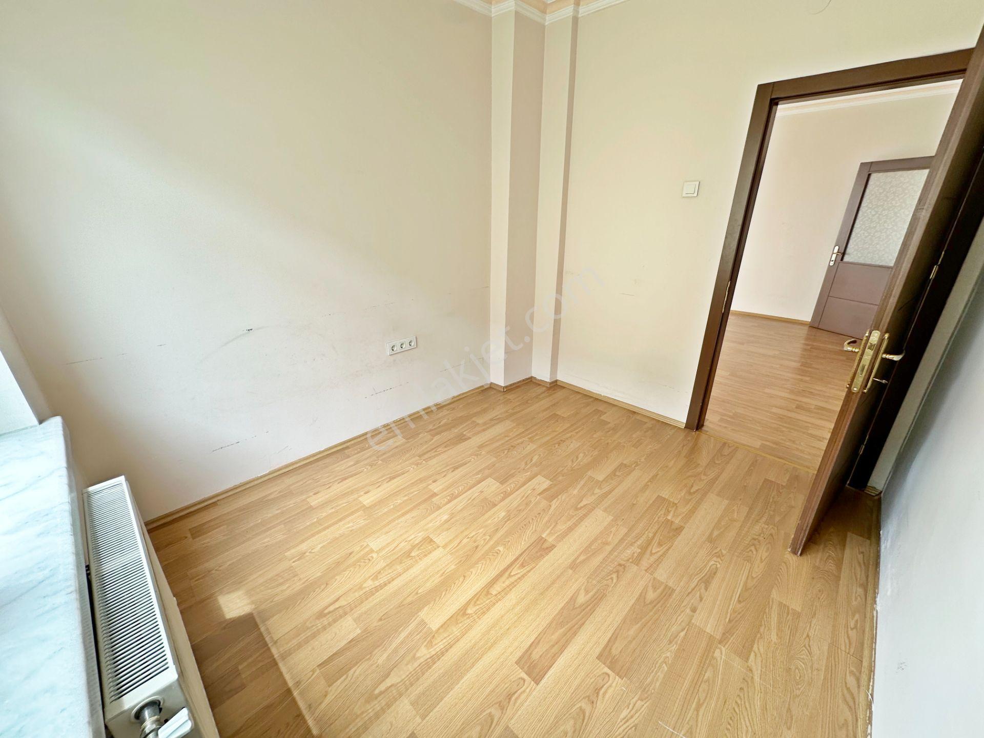 Aşağı Eğlence Mah. Göbek'te Ofis Ve Konuta Uygun 3+1 Yapılı Kiralık Mülk!! - Görsel 13