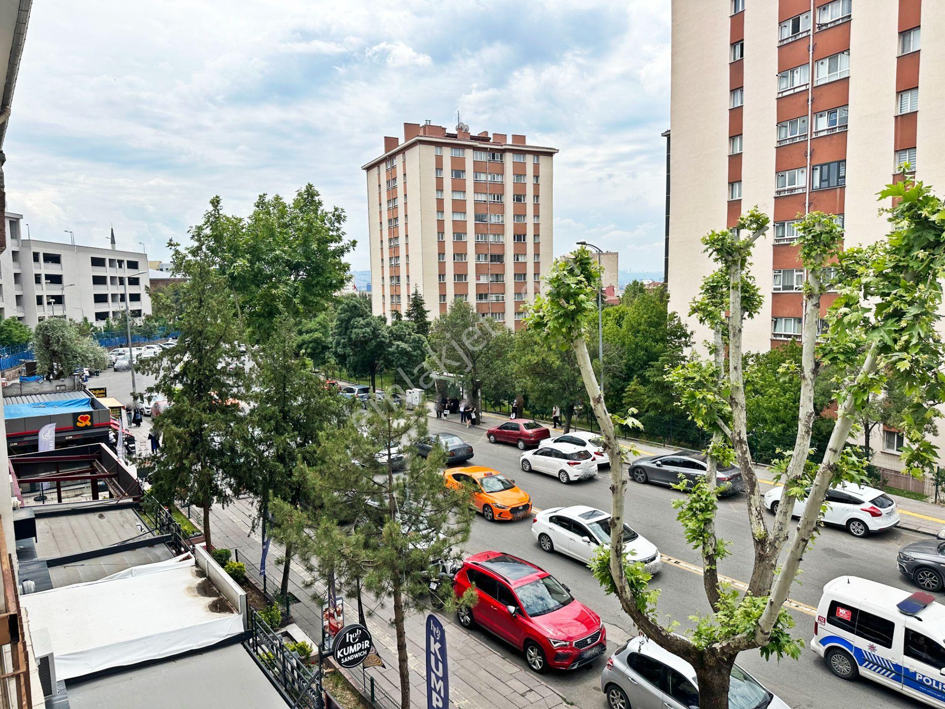 Aşağı Eğlence Mah. Göbek'te Ofis Ve Konuta Uygun 3+1 Yapılı Kiralık Mülk!! - Görsel 15