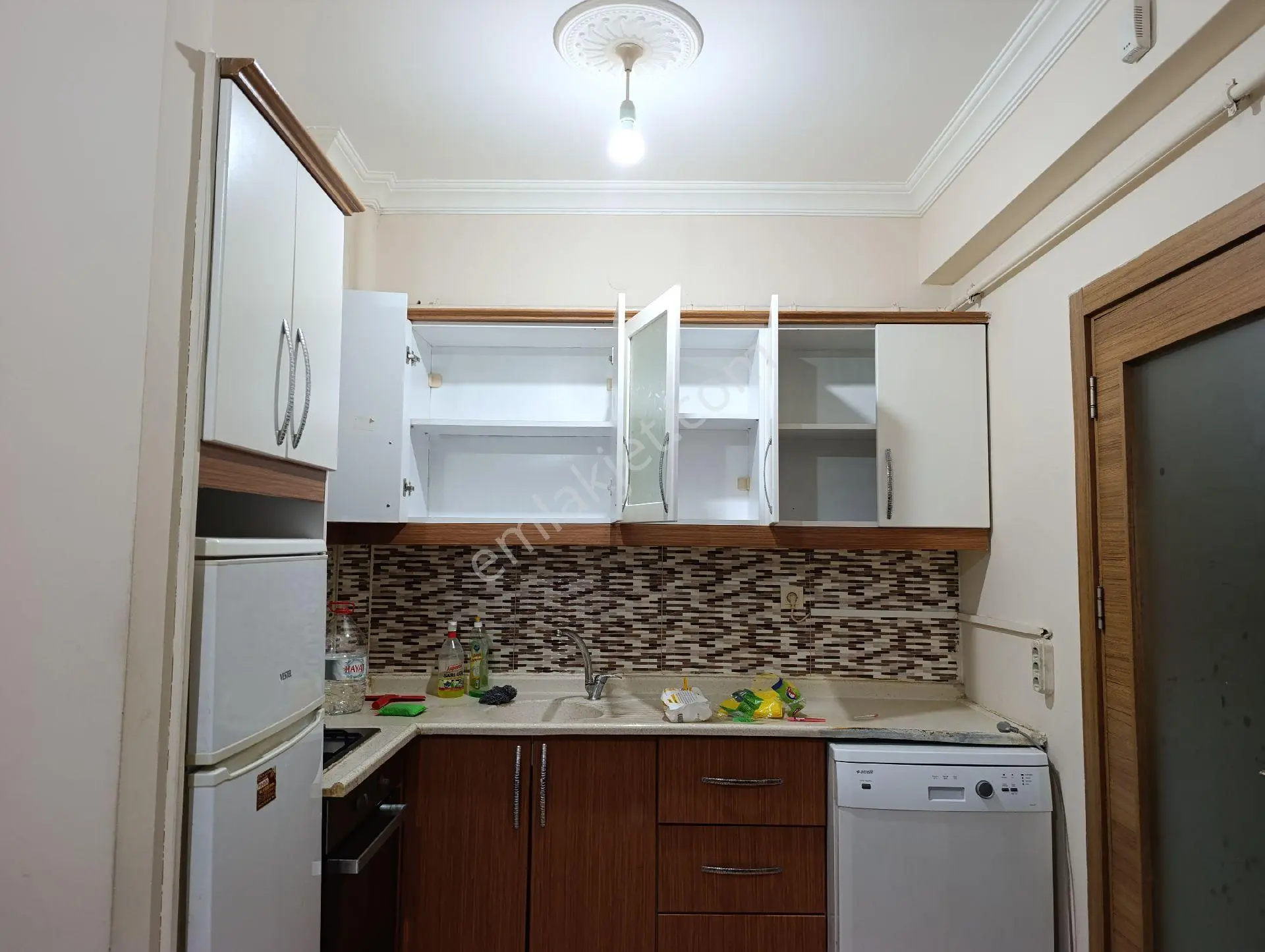 Şehitler Mahallesinde Satılık Eşyalı 2+1 Yüksek Girişli Daire - Görsel 5