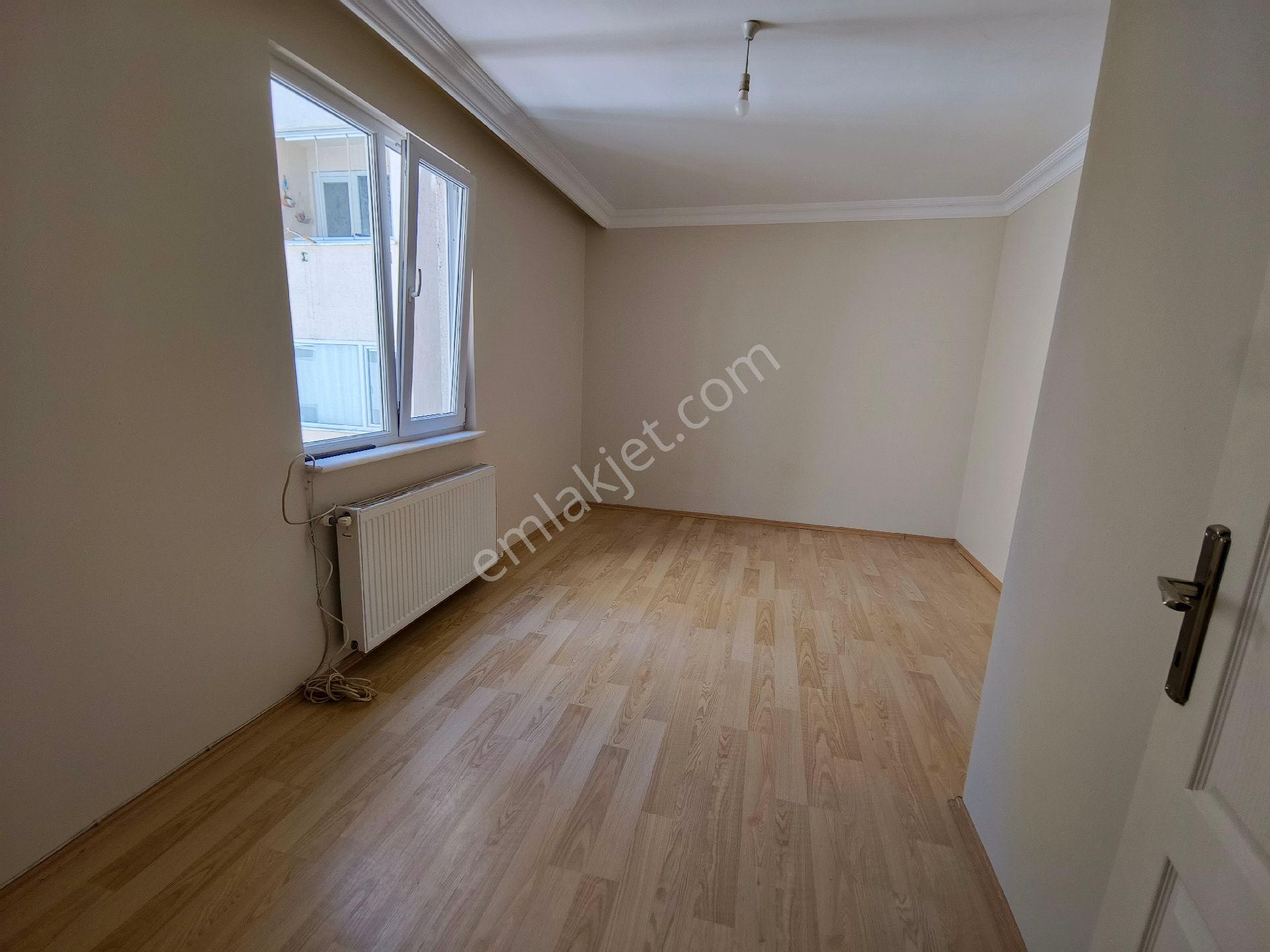 Güneyden Barış Caddesinde 3+1. 120m2 Ayrı Mutfaklı Daire - Görsel 22
