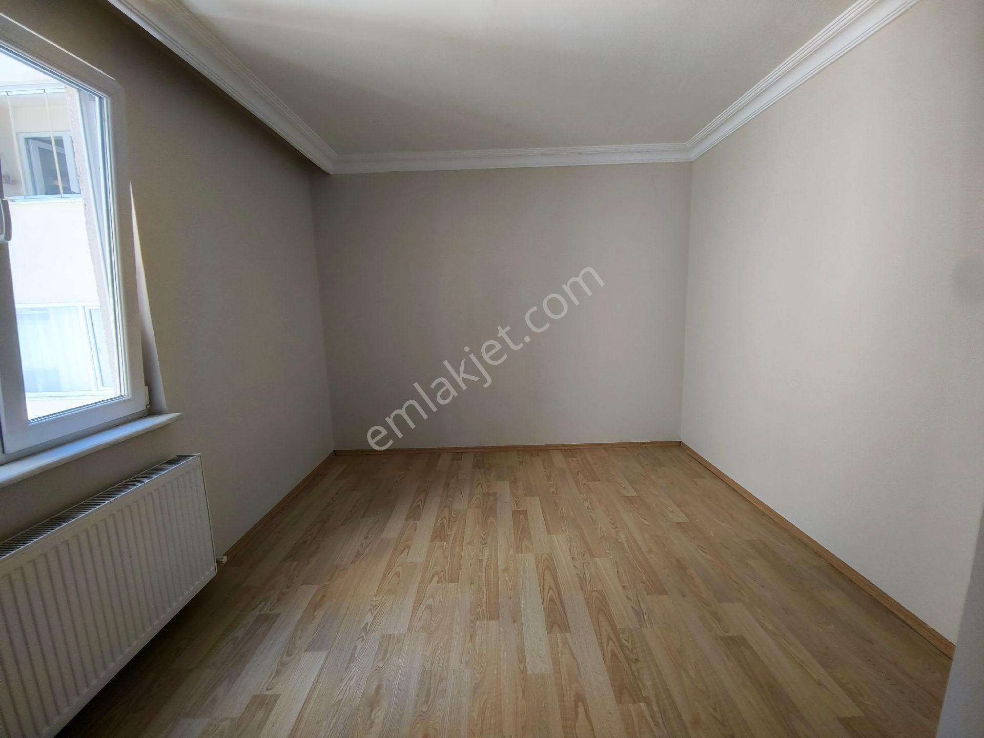 Güneyden Barış Caddesinde 3+1. 120m2 Ayrı Mutfaklı Daire - Görsel 20