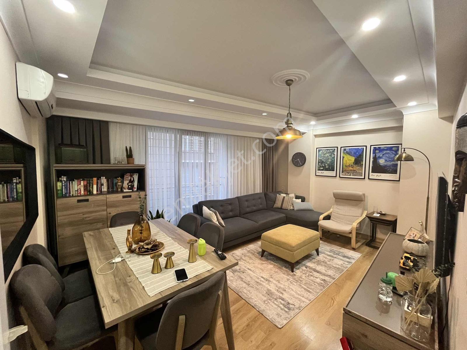 3 Yaşında 3.kat Asansörlü Geniş Kullanımlı Satılık 2+1 Daire