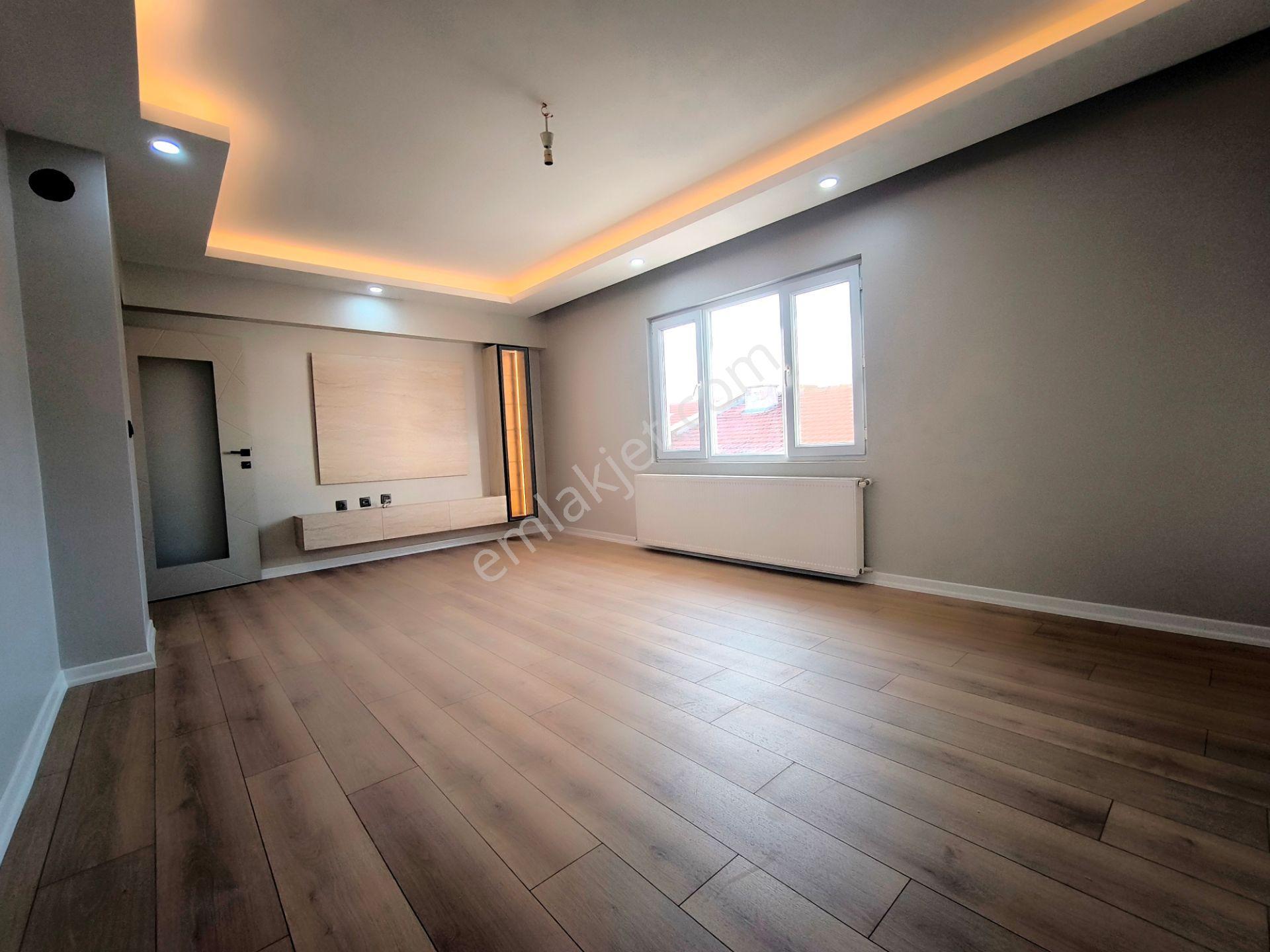İstasyon Mh. Merkezi Konumda Full+full Lüx Yapılı 3+1 Daire - Görsel 15