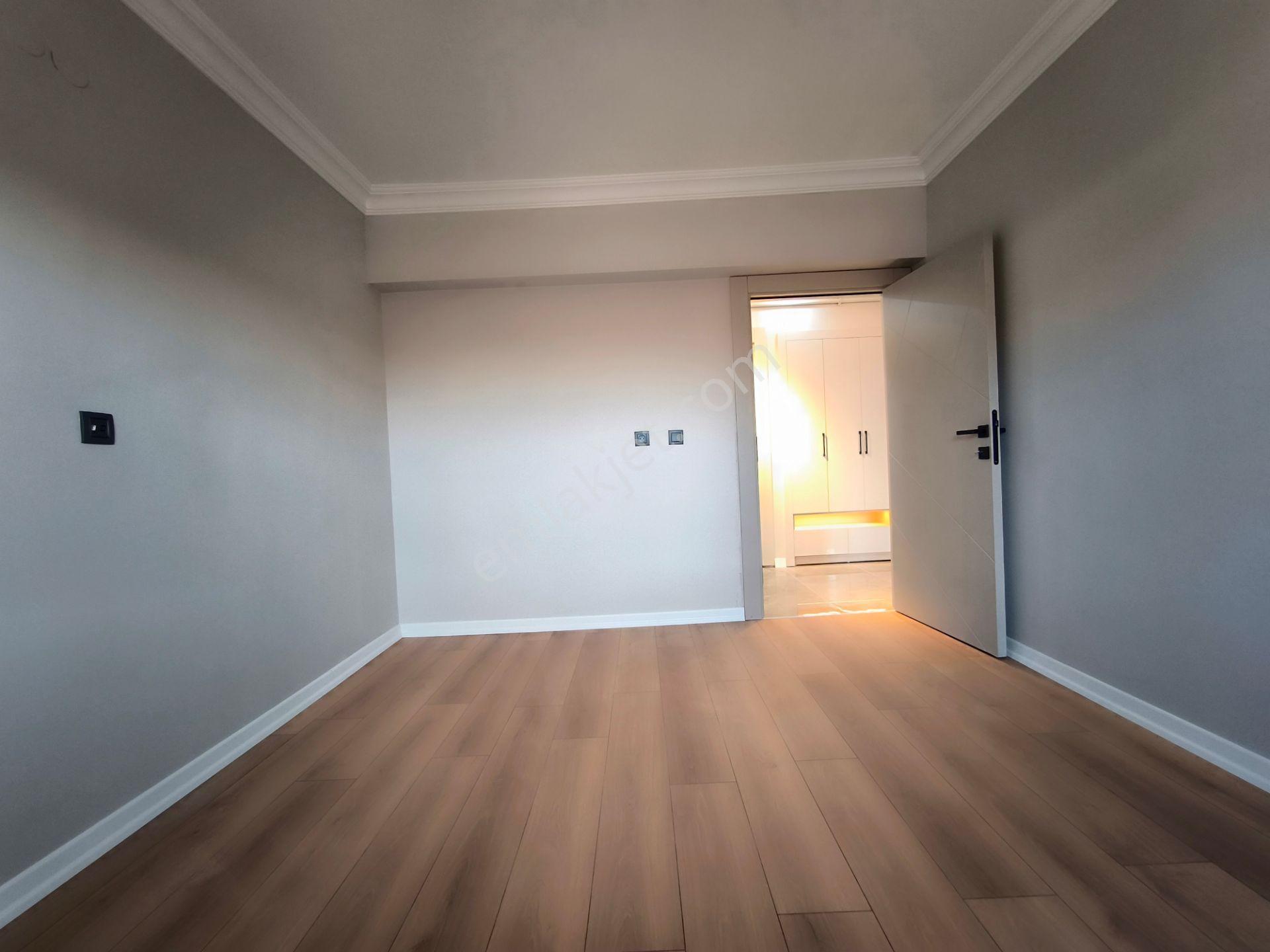 İstasyon Mh. Merkezi Konumda Full+full Lüx Yapılı 3+1 Daire - Görsel 21