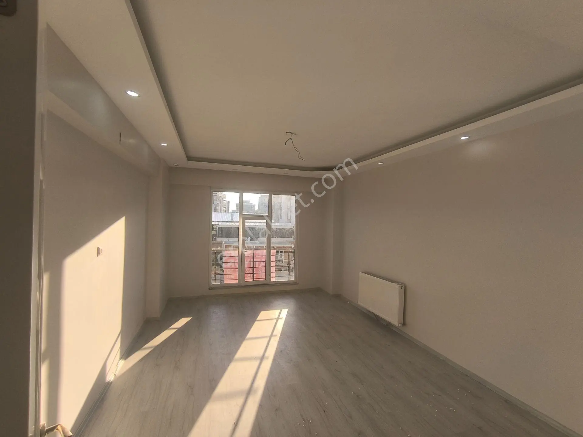Adıyaman Yenimahallede Satılık 3.5+1 Arakat Modern Daire - Görsel 2