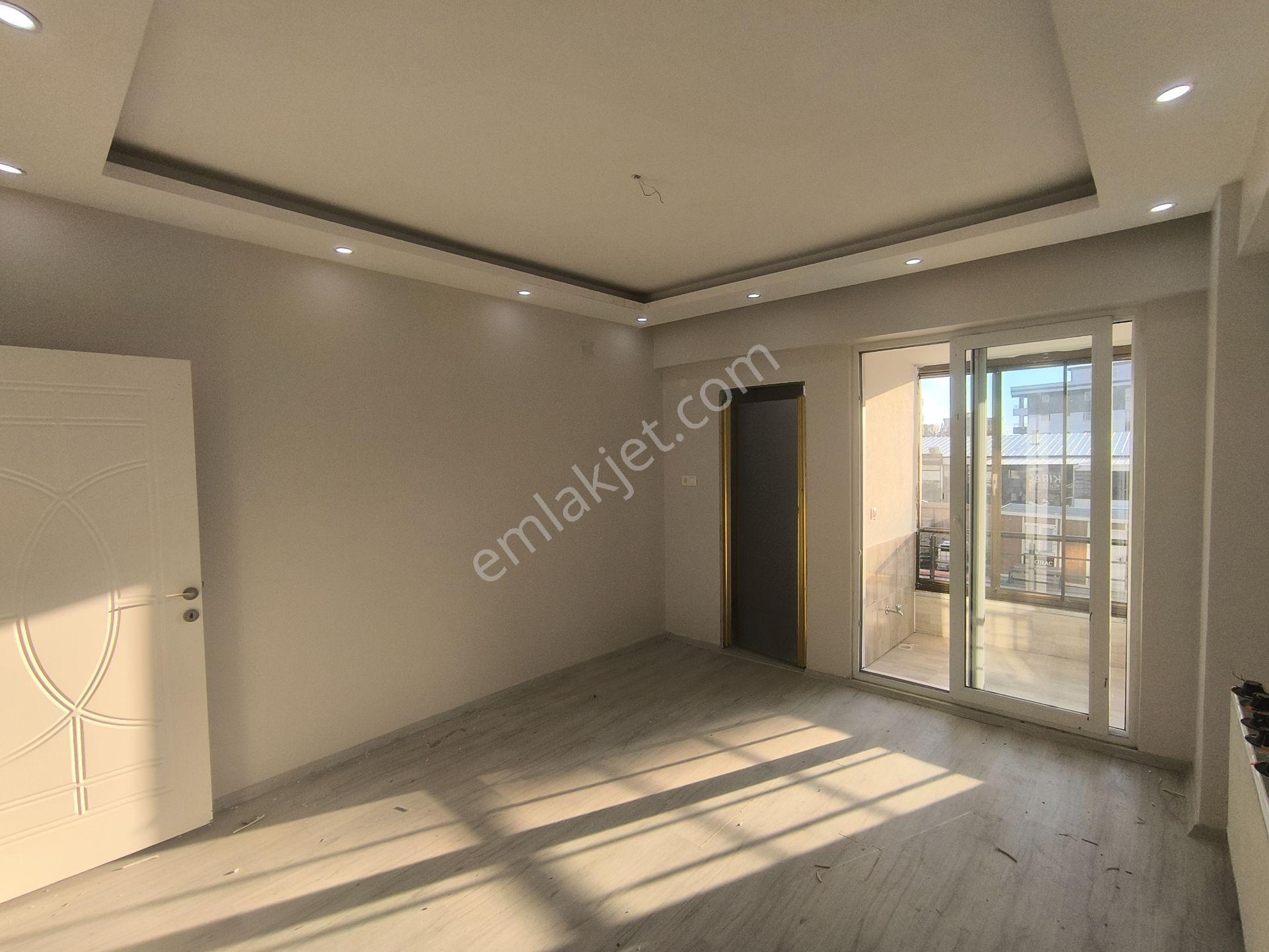 Adıyaman Yenimahallede Satılık 3.5+1 Arakat Modern Daire - Görsel 22