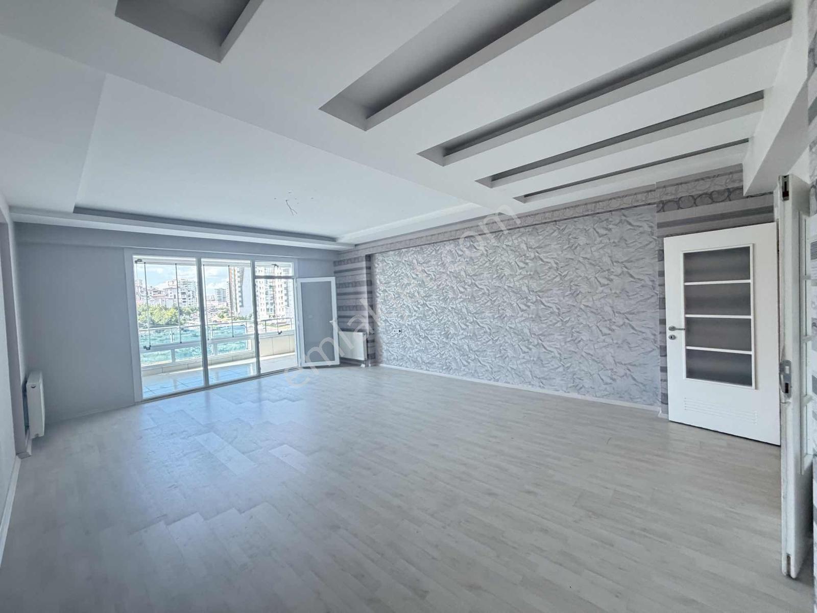 Otogar Arkasında 4+1 Havuzlu 2 Daire Üzeri Geniş Peyzajlı Daire! - Görsel 3