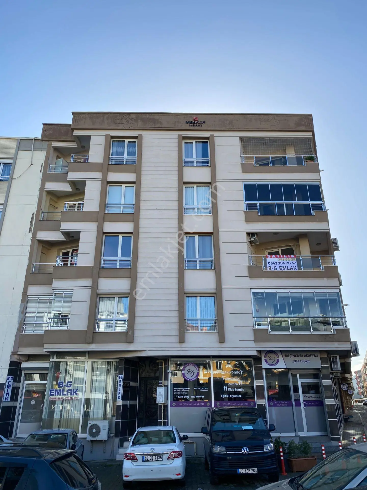 Gaziemir Atıfbey Mah. (boş Kiracısız) 3+1 Köşe Daire - Görsel 8