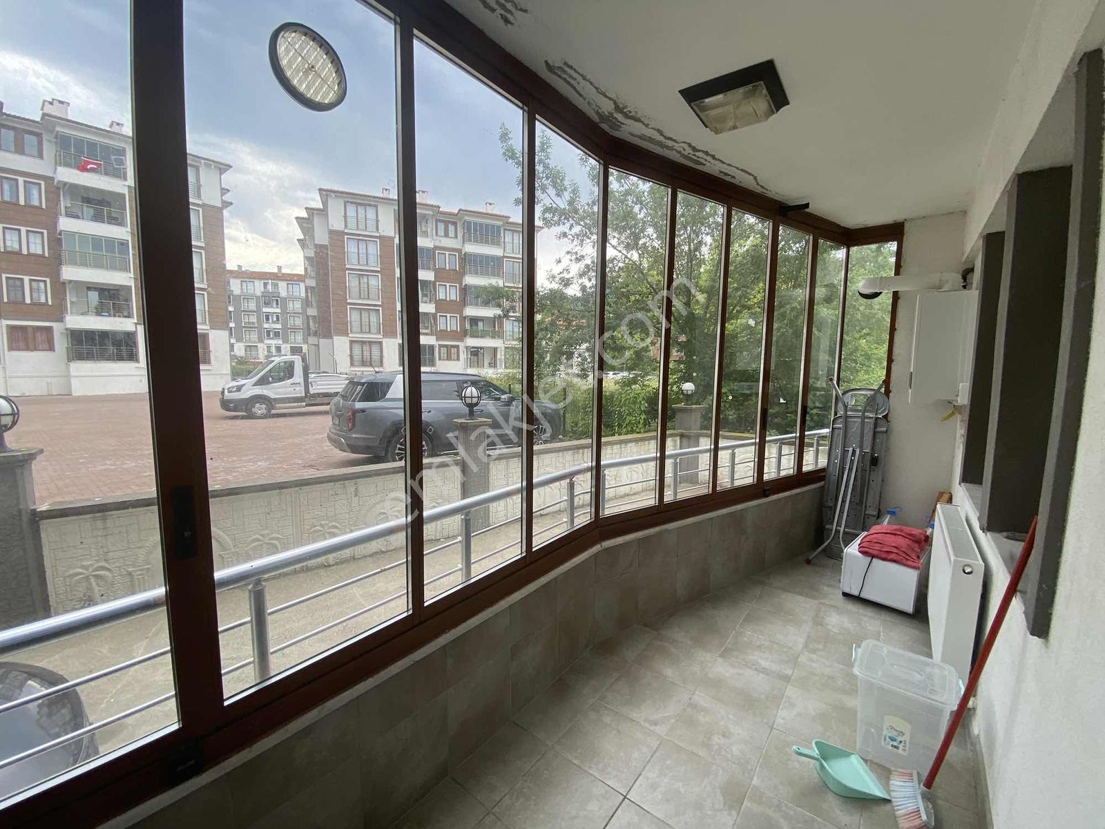 Türkan Emlaktan Ilgaz Sitesinde 60 M² Kiralık 1+1 Daire - Görsel 9