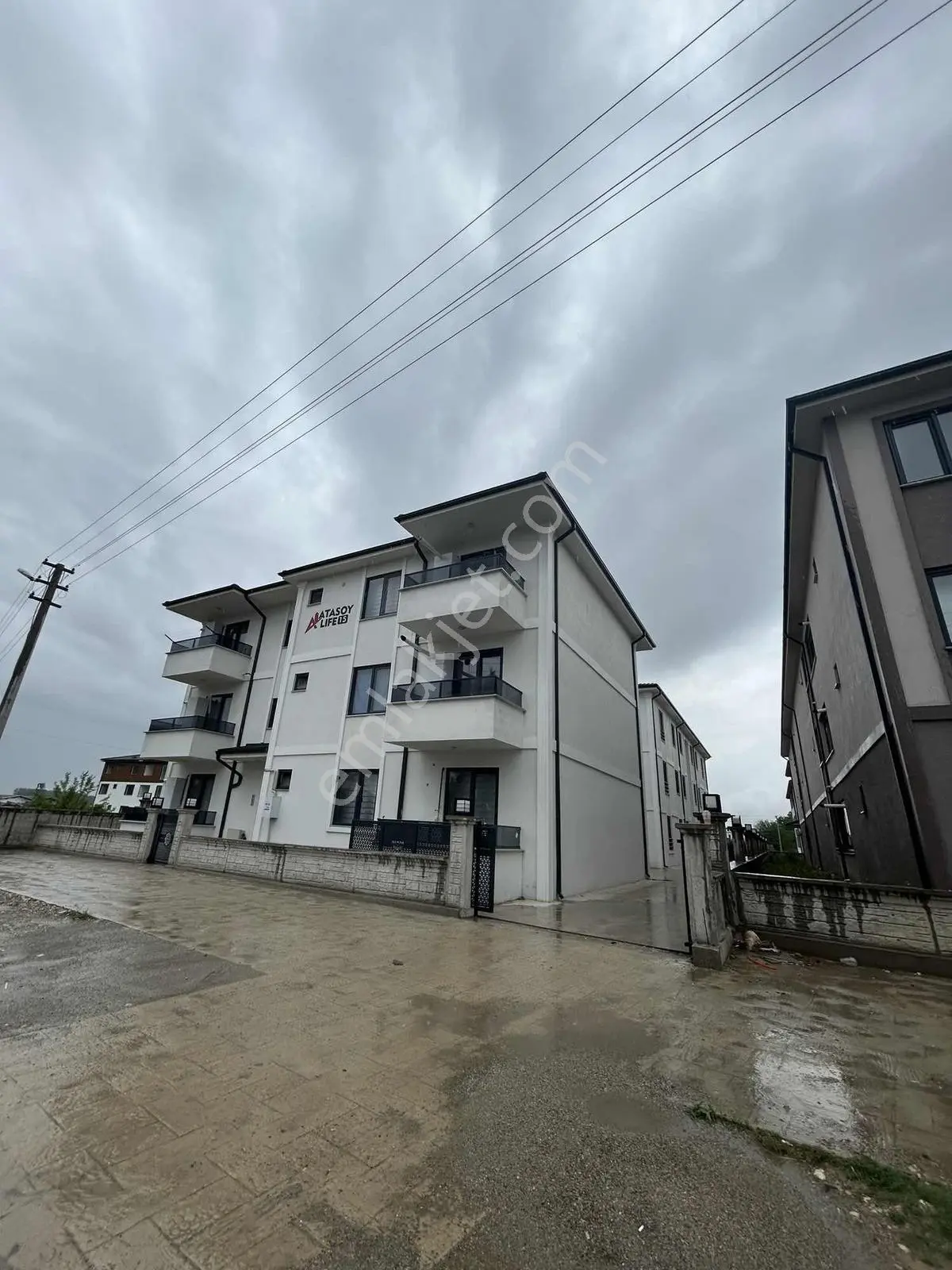 Satılık Bitmiş İskanlı Oturuma Hazır Sorunsuz Daire
