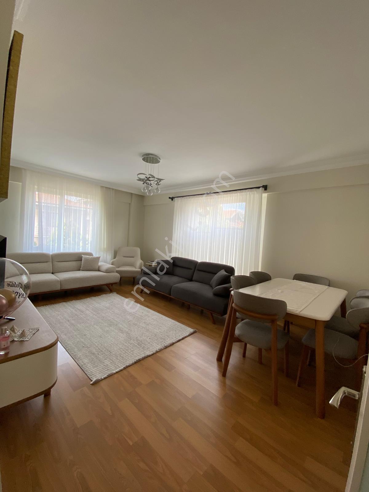 Mükemmel Lokasyonda Fırsat 4+1 Ters Dubleks Daire - Görsel 2