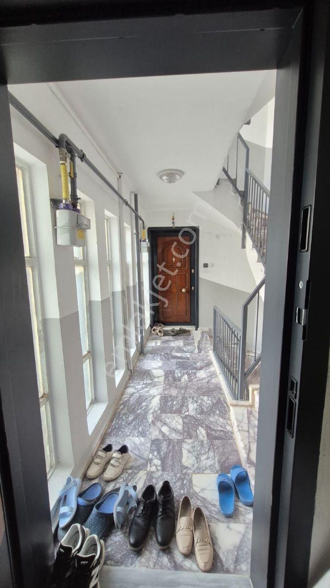 Kuşadası Merkez'de Satılık 2+1 Ara Kat Daire - Görsel 12