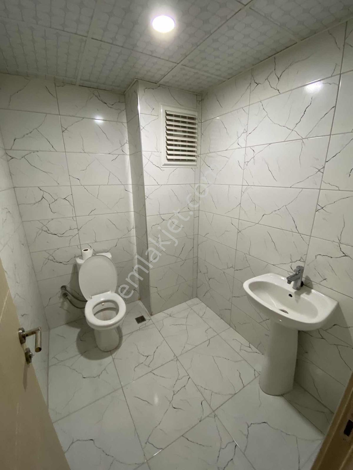 Buca Yaylacık'ta Kiralık 2+1 Doğalgazlı Ayrı Mutfak 100m2 Ev - Görsel 24
