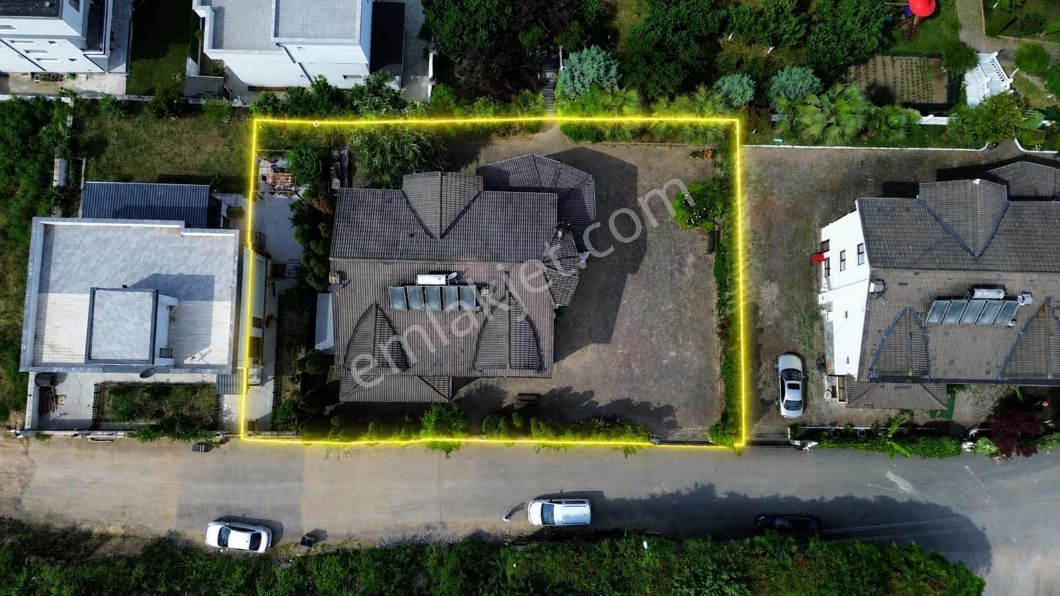 Remax Desıgn Şehrin En Güzel Noktasında 6+1 Villa 750 M2 Arsa - Görsel 21