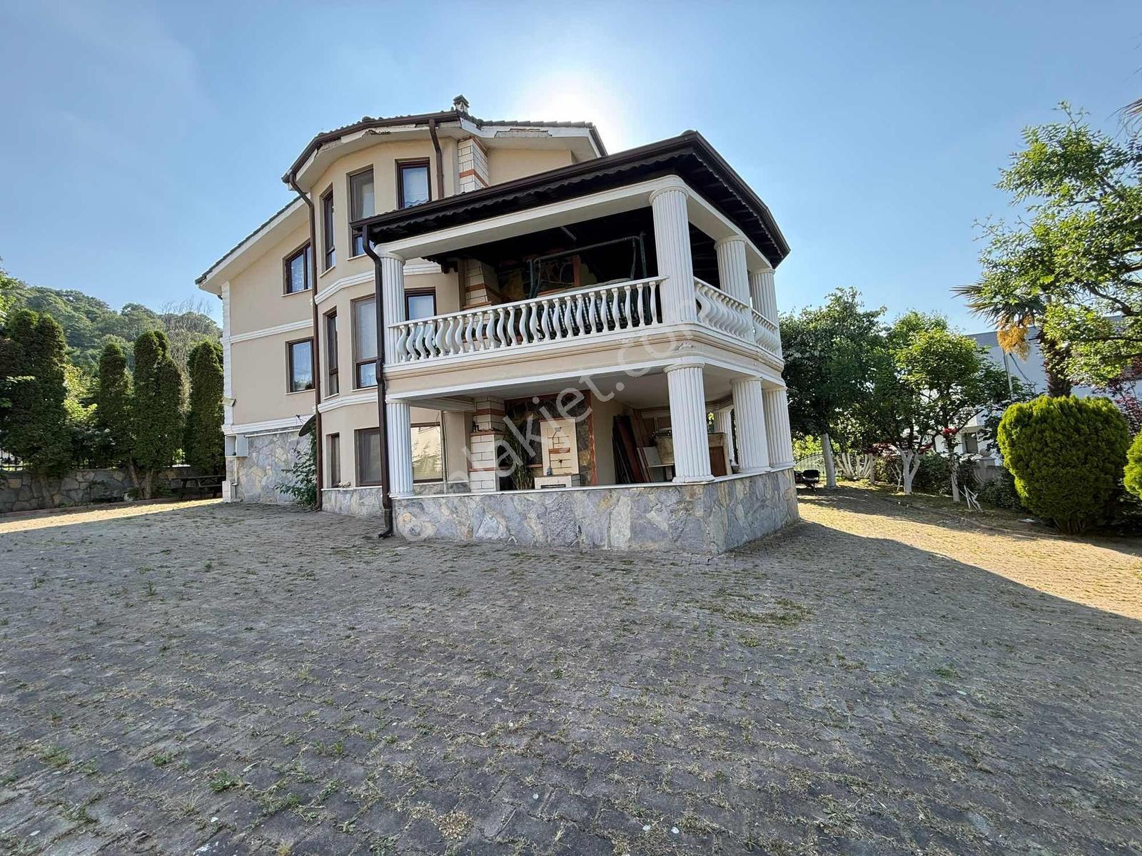 Remax Desıgn Şehrin En Güzel Noktasında 6+1 Villa 750 M2 Arsa - Görsel 13