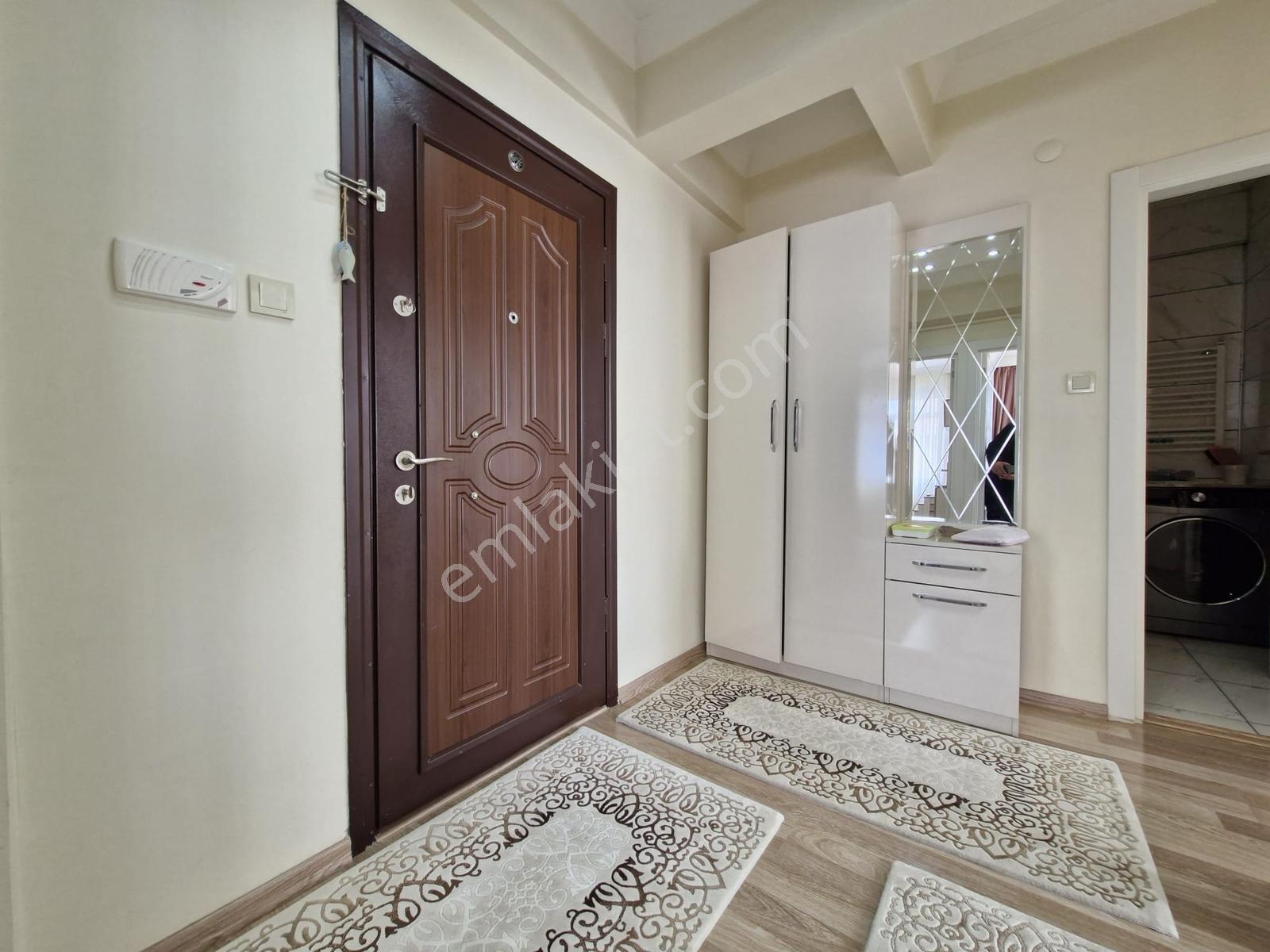 Bahçelievler Yaylada Kiralık Asansörlü Full Yapılı 2+1 5.kat - Görsel 4