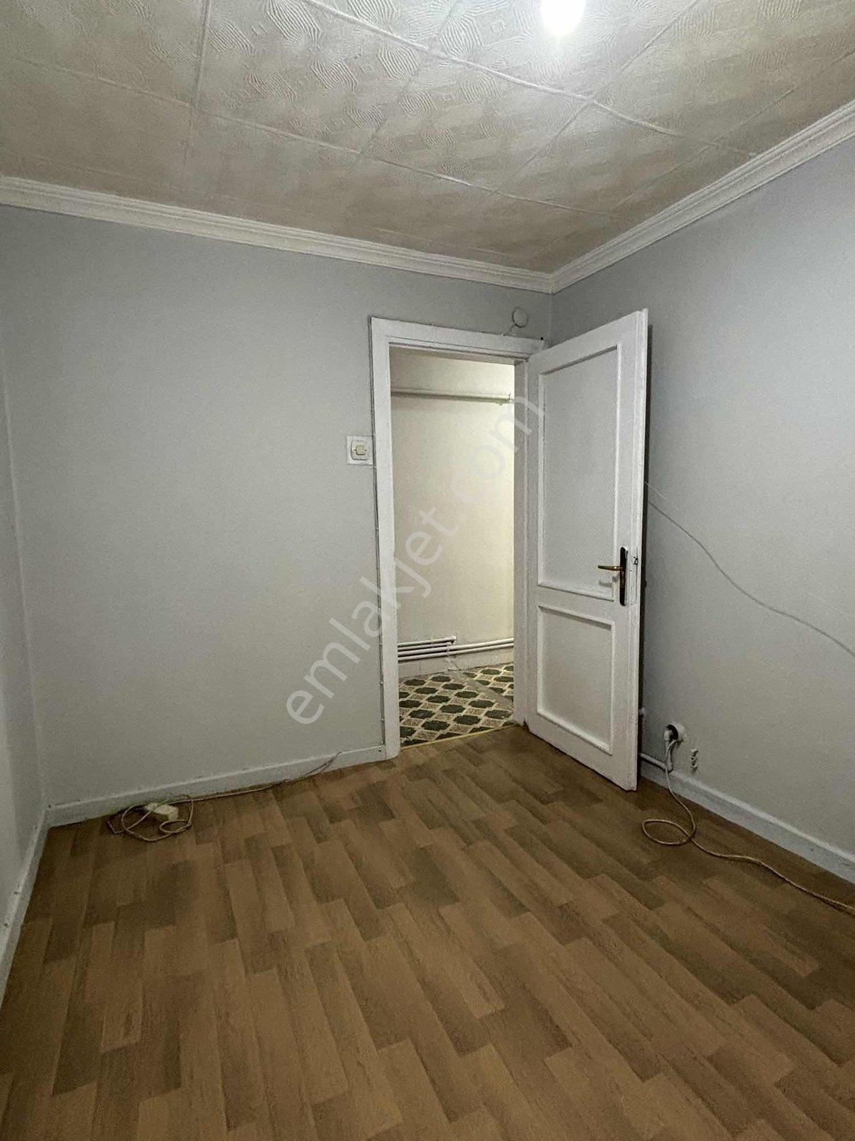 Beyoğlu Kadı Mehmet Efendi Mahallesinde Kiralık 2+1 Daire - Görsel 23