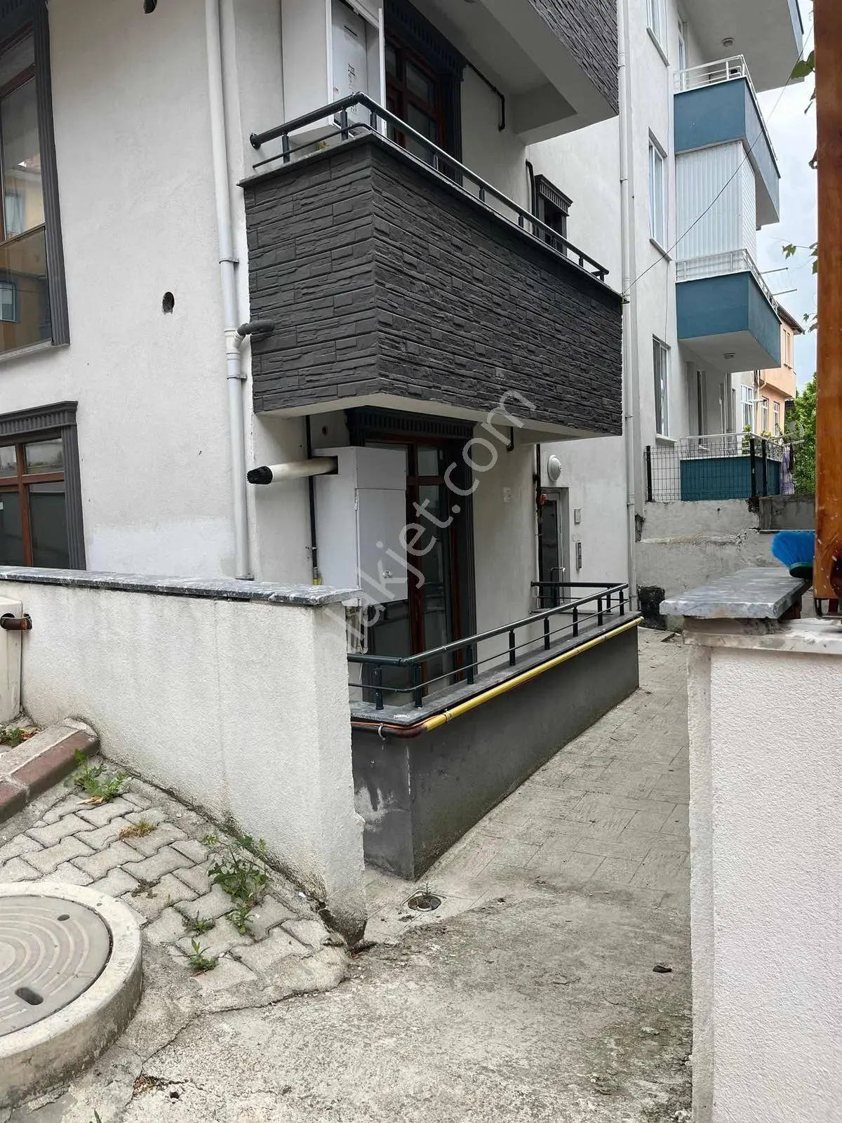 Konutix'ten Kuruçeşme Fatih'te 2+1 Kiralık Daire - Görsel 2