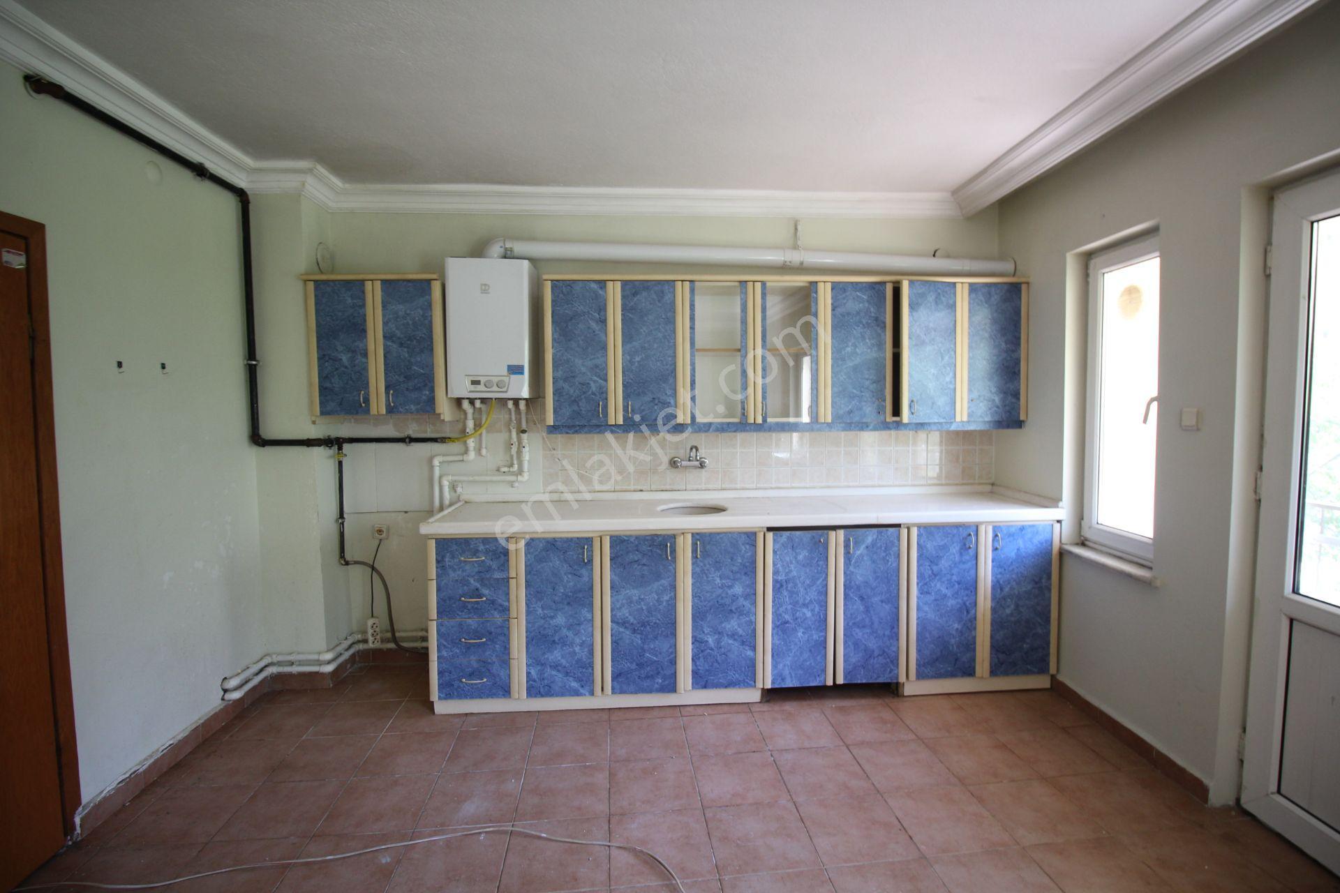 Aksaray Meydan Mahallesinnde 3+1 Kiralık Dubleks Daire - Görsel 10