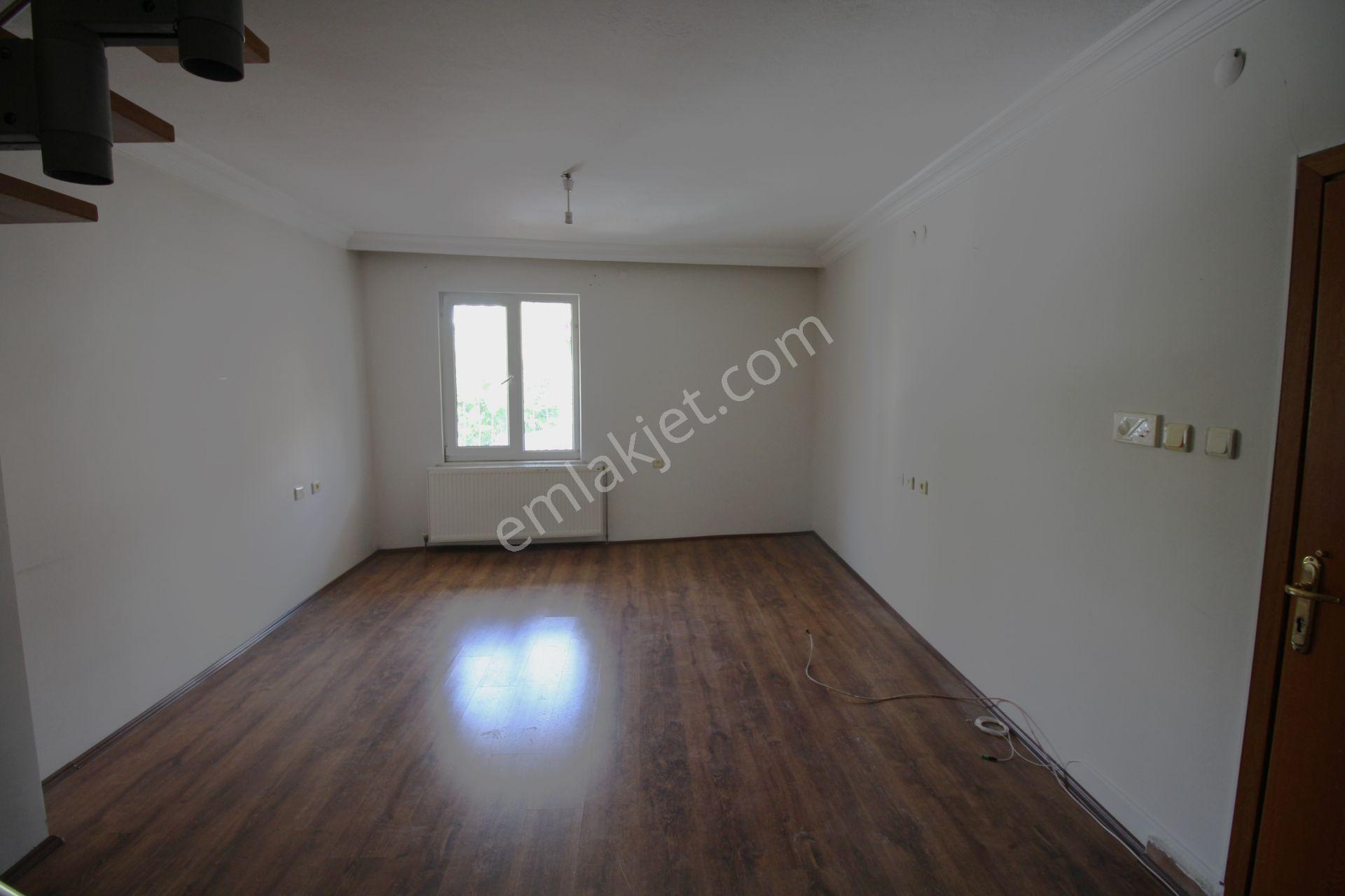 Aksaray Meydan Mahallesinnde 3+1 Kiralık Dubleks Daire - Görsel 3