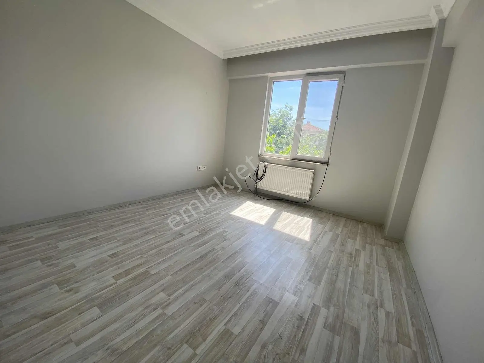 Karaca Mah Kiralık 2+1 80 M2 Orta Kat / Akmanoğlu Emlak - Görsel 9