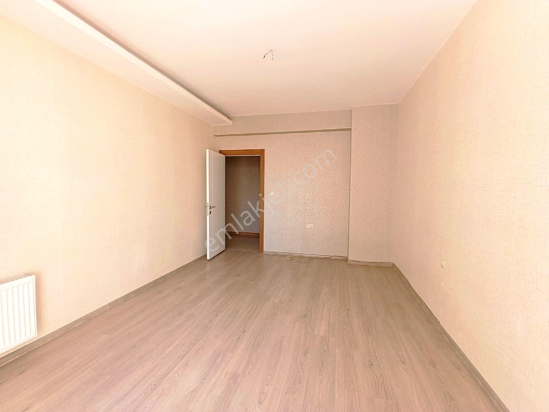 Ceylan Avm İle Memorial Hastanesi Arasında Kiralık 3+1 Giriş Kat Daire Taşkıran 4 Sitesi - Görsel 29