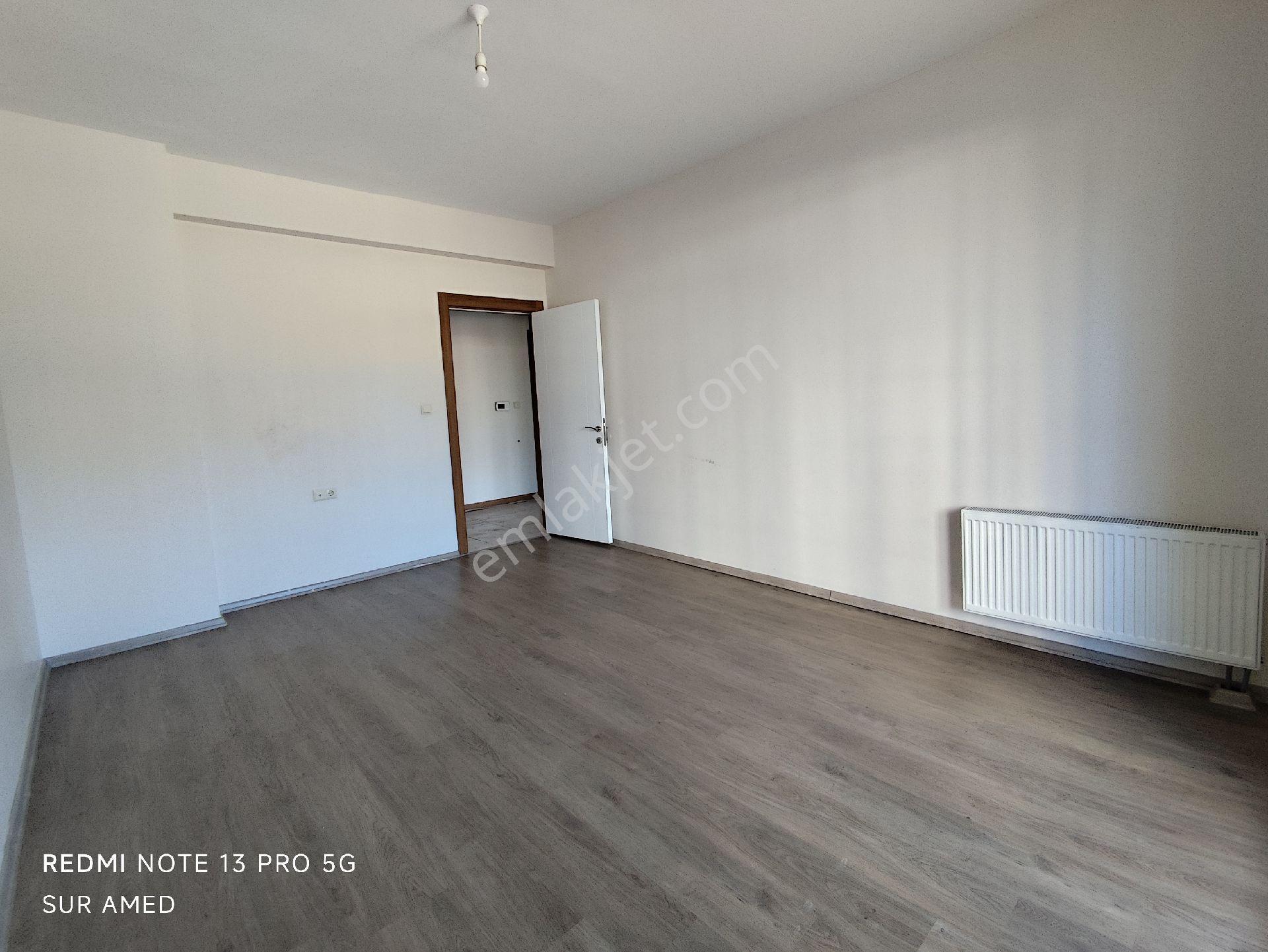Ceylan Avm İle Memorial Hastanesi Arasında Kiralık 3+1 Giriş Kat Daire Taşkıran 4 Sitesi - Görsel 12