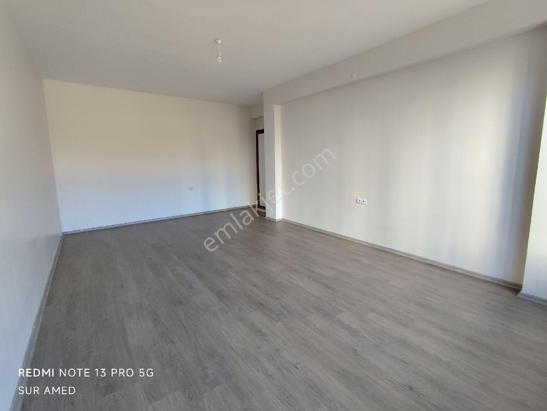 Ceylan Avm İle Memorial Hastanesi Arasında Kiralık 3+1 Giriş Kat Daire Taşkıran 4 Sitesi - Görsel 11