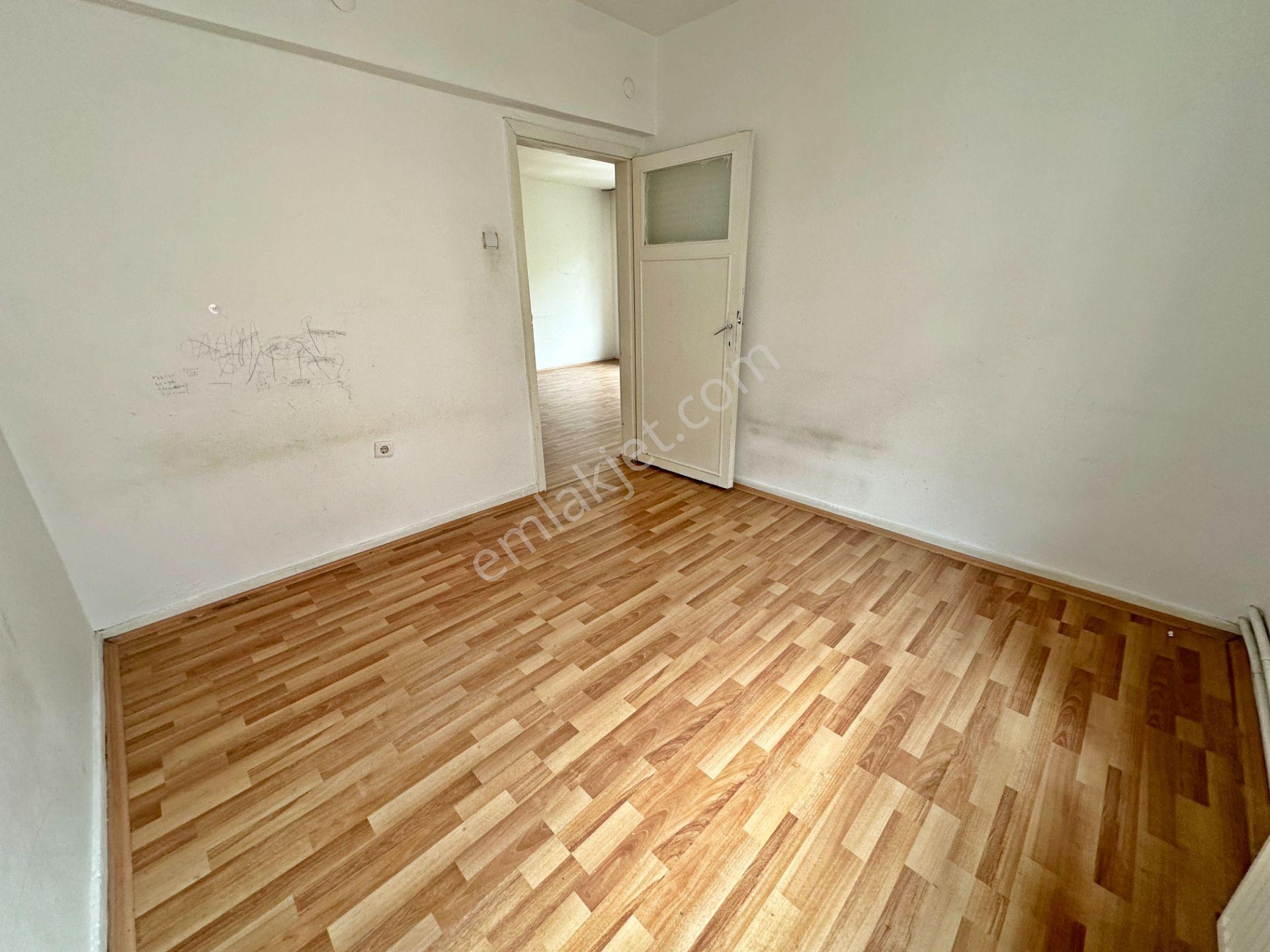 Etlik Mah. Kuyuyazısı Caddesi Üzerinde 2.katta Kiralık 3+1 Mülk!! Bina'ya Ait Açık Otopark - Görsel 11
