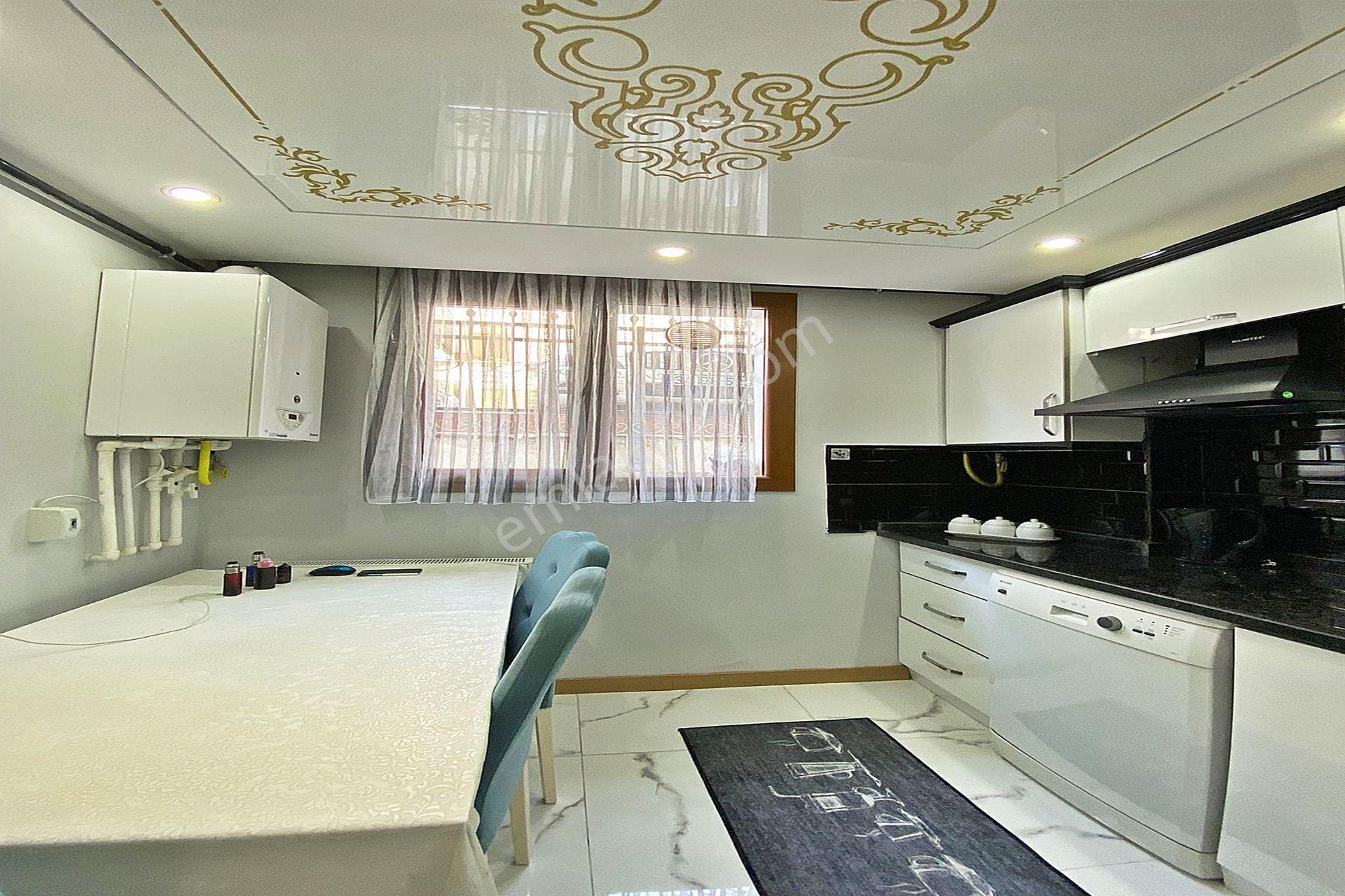 Yeni Metro Projesine Yakın Lüx Tasarımlı Satılık 2+1 Daire