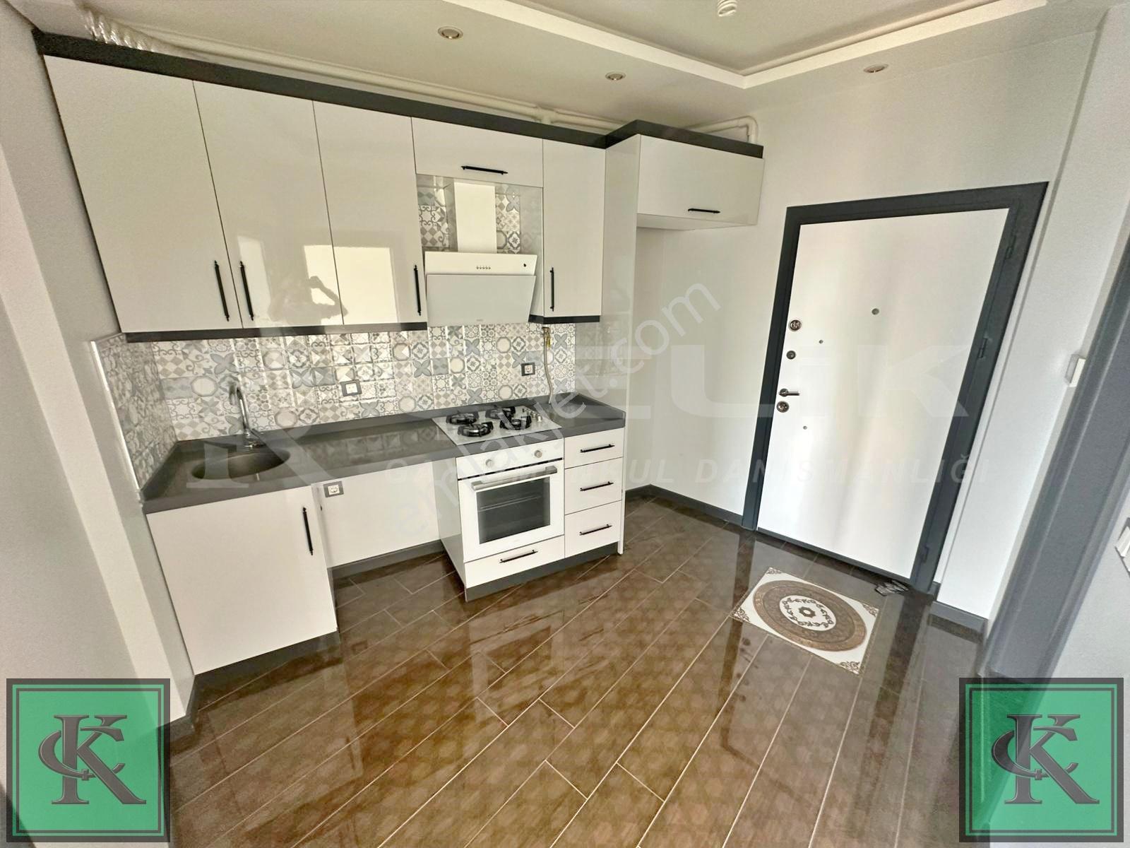 Çelik Emlaktan Paşakent Mah 2+0 Cadde Üzeri Kiralık Daire - Görsel 2