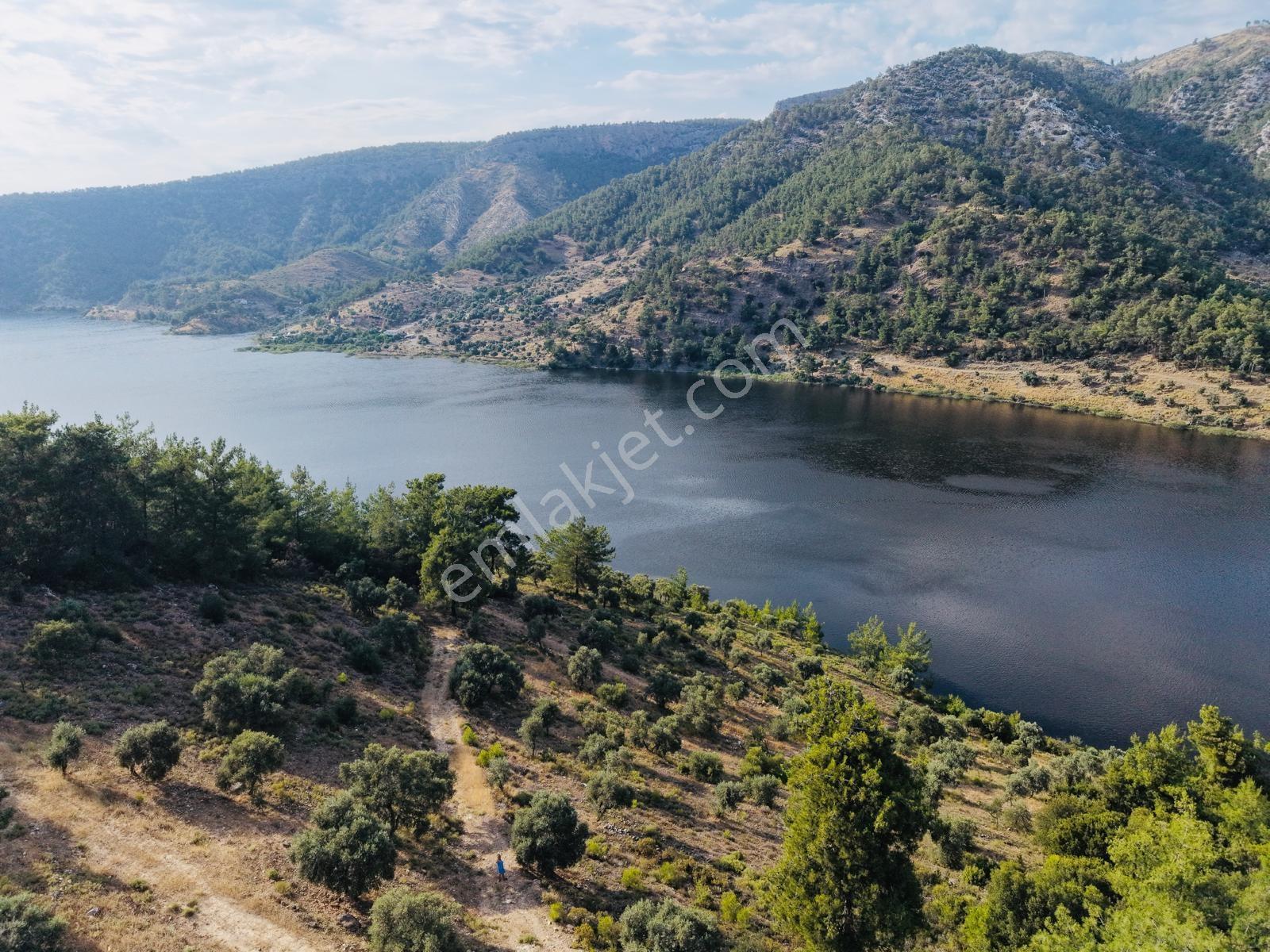 Doğadan Milas Yusufça Muhteşem Manzaralı Suyu Ve Yolu Olan Arazi - Görsel 21