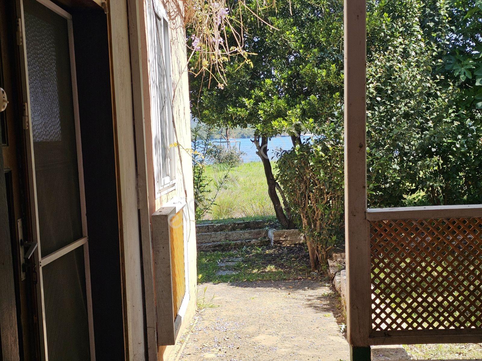 Marmaris Karaca'da Denize Sıfır Satılık Ev Ve Tarlası - Görsel 28