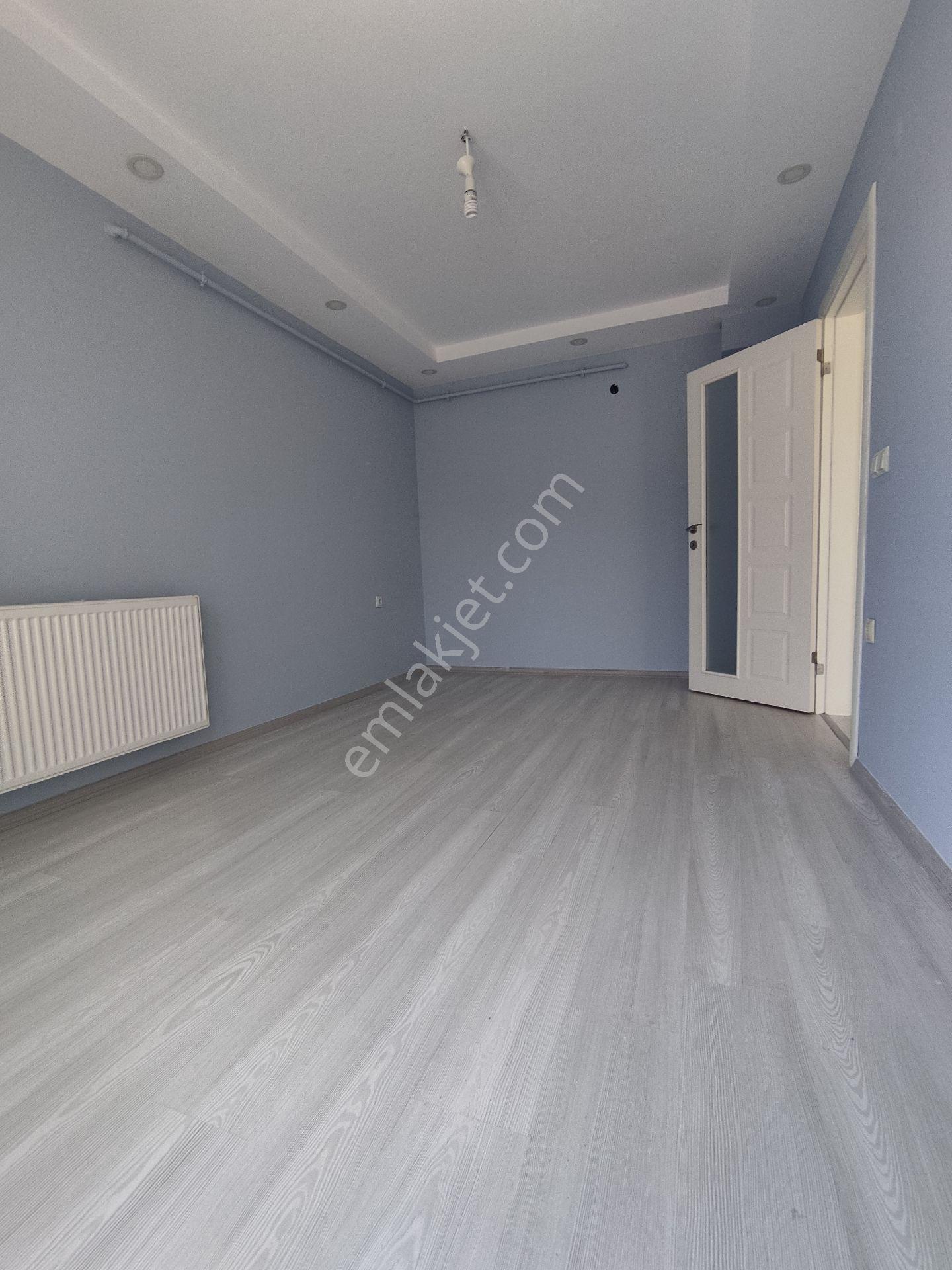 Ali Erişgin'den Kiralık 1+1 Daire Atakum Merkezi Yerde - Görsel 22