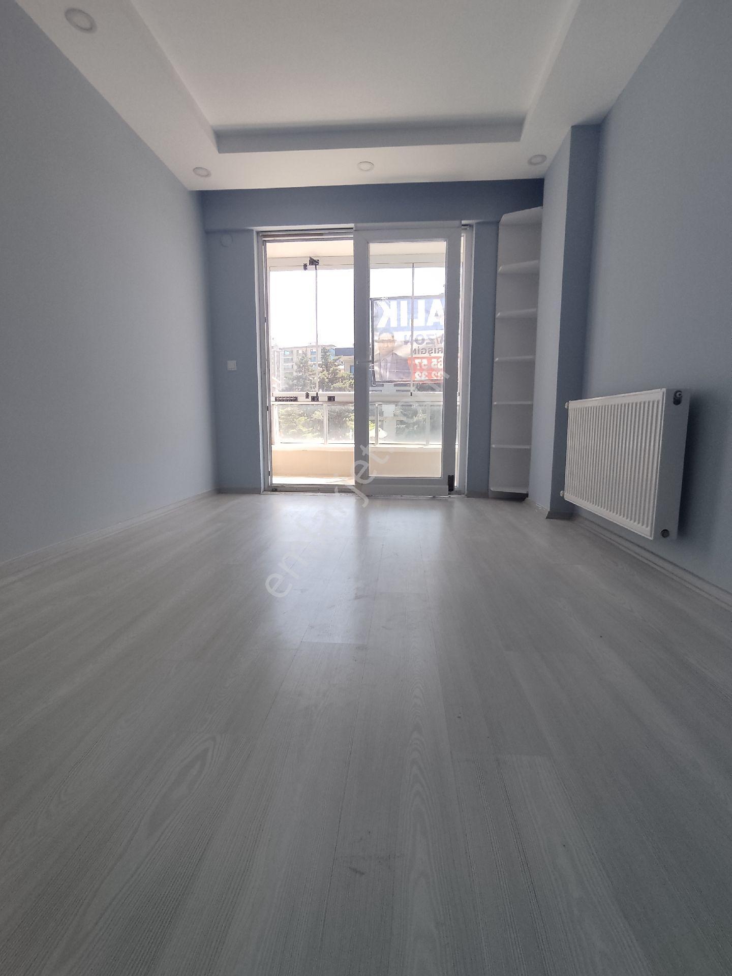 Ali Erişgin'den Kiralık 1+1 Daire Atakum Merkezi Yerde - Görsel 7
