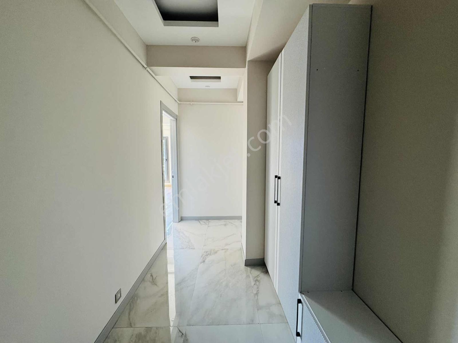 Yeni Mahallede 3 Yaşında 2+1 Lüks Ara Kat Daire Fırsatı - Görsel 19